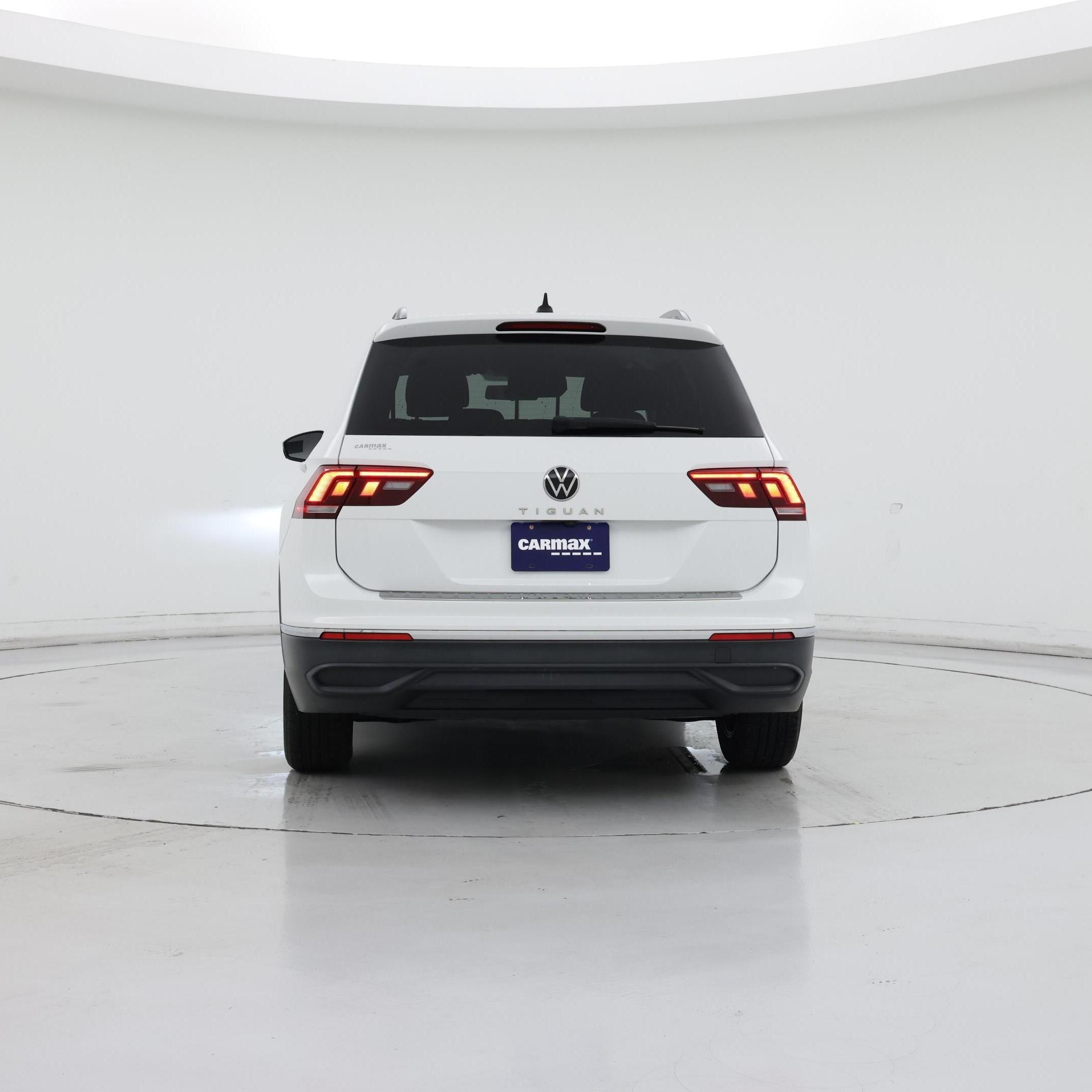 Thumbnail: 2022 Volkswagen Tiguan - 6