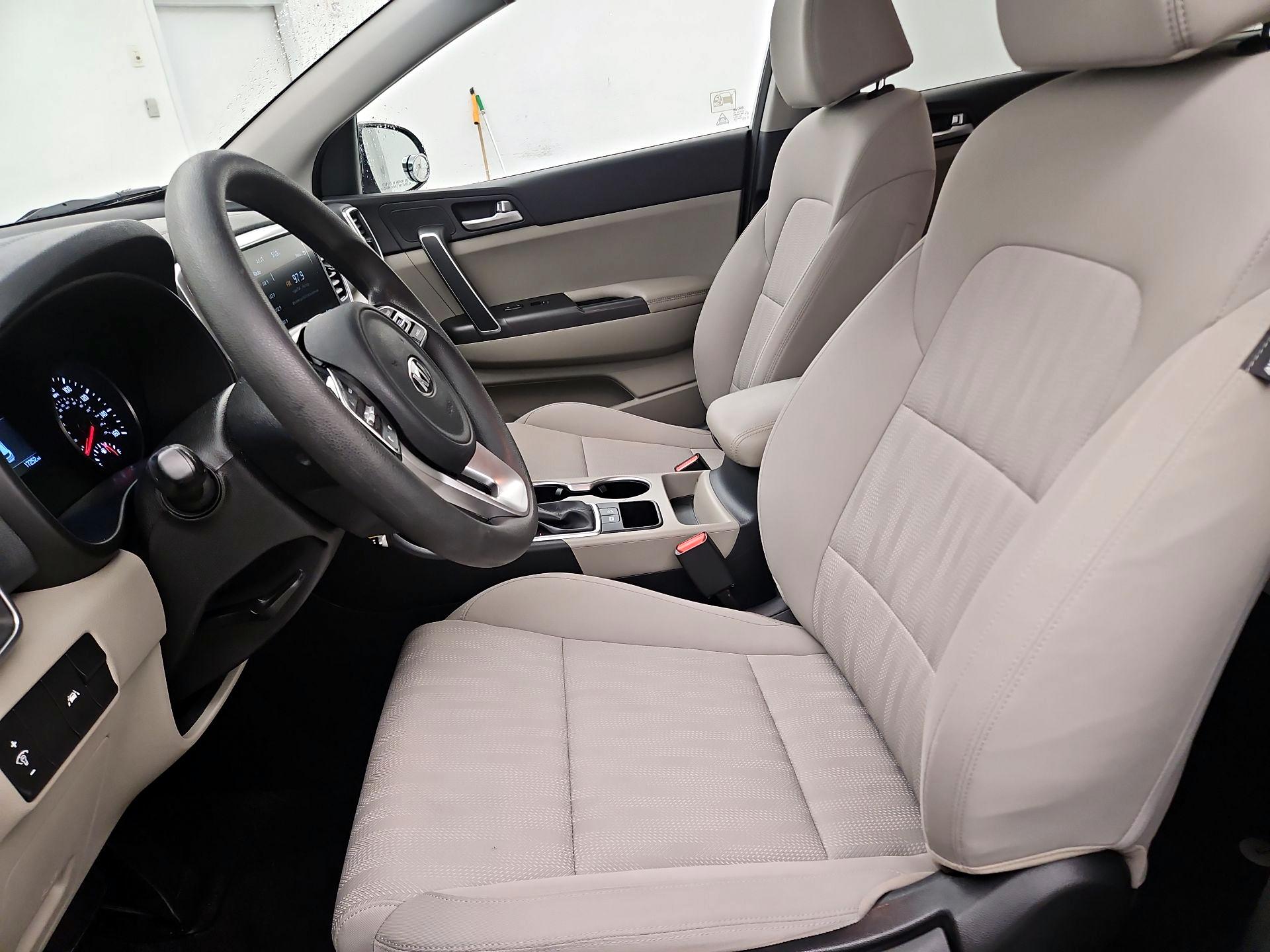 Thumbnail: 2021 Kia Sportage - 11