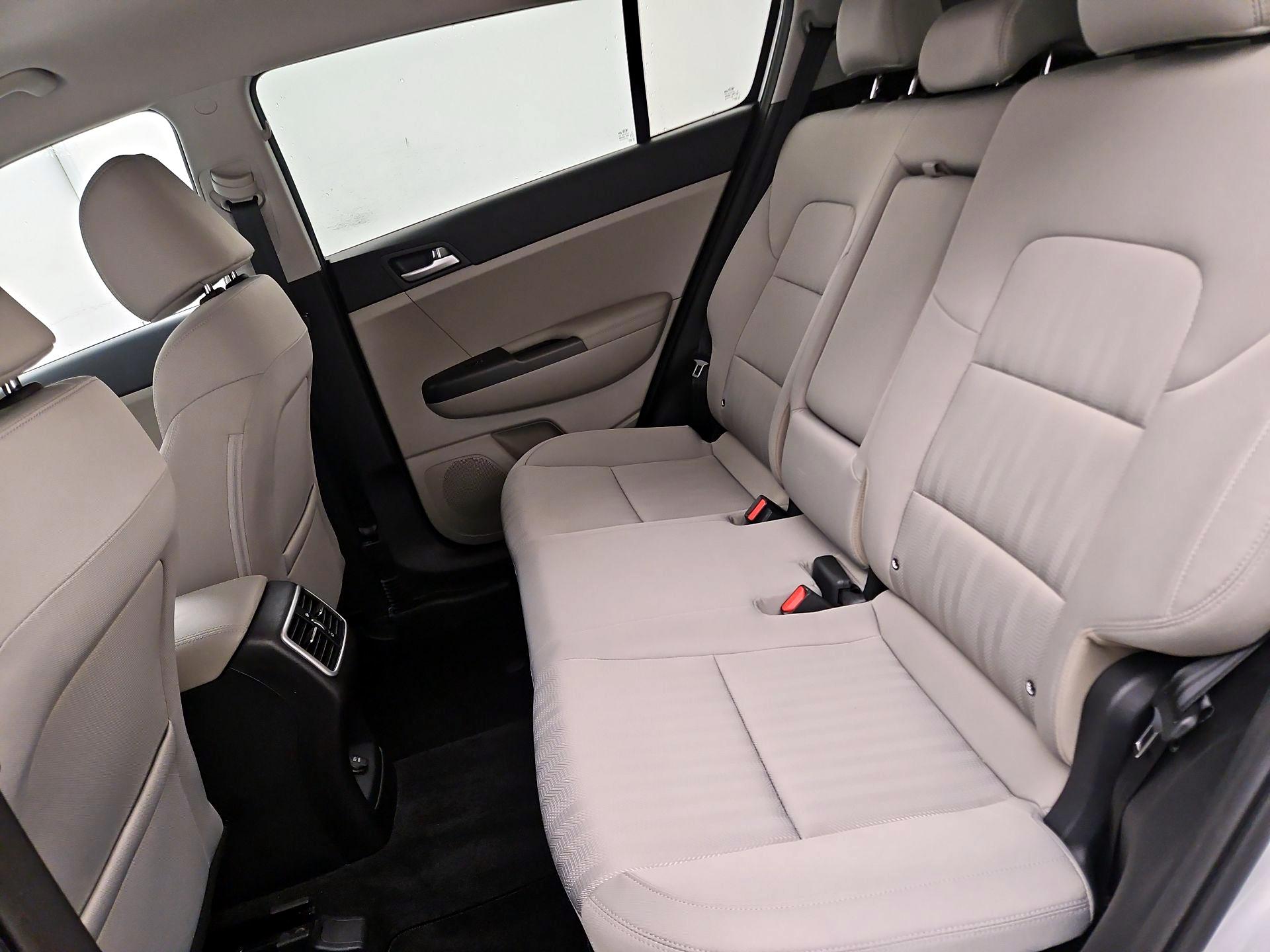 Thumbnail: 2021 Kia Sportage - 19