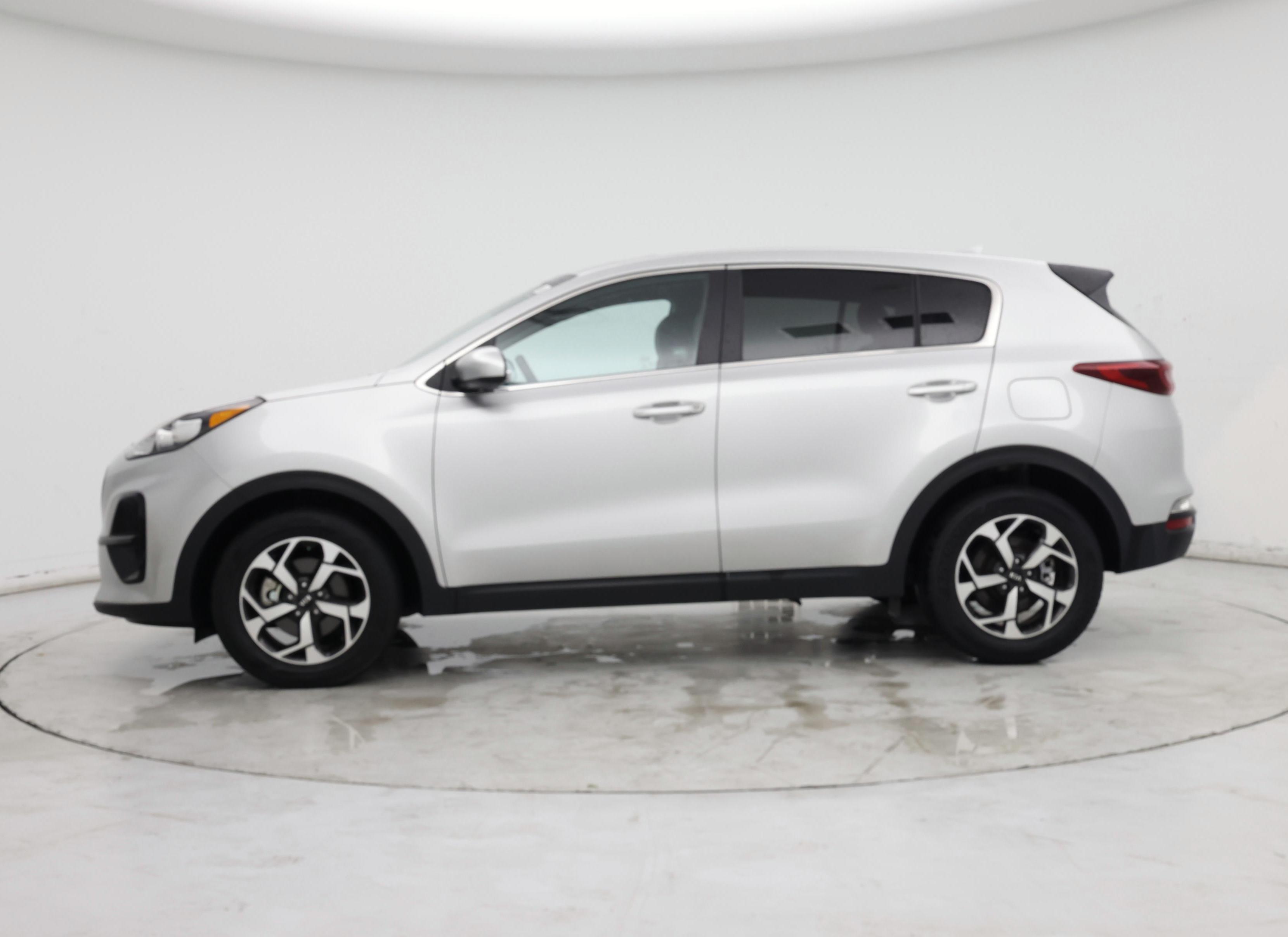 Thumbnail: 2021 Kia Sportage - 3