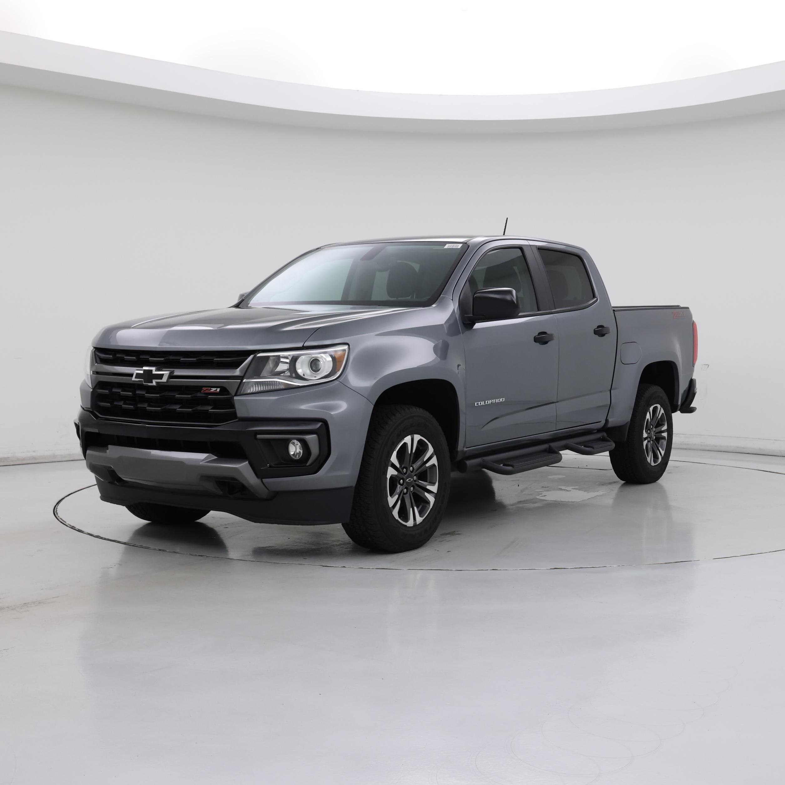 Thumbnail: 2022 Chevrolet Colorado - 4