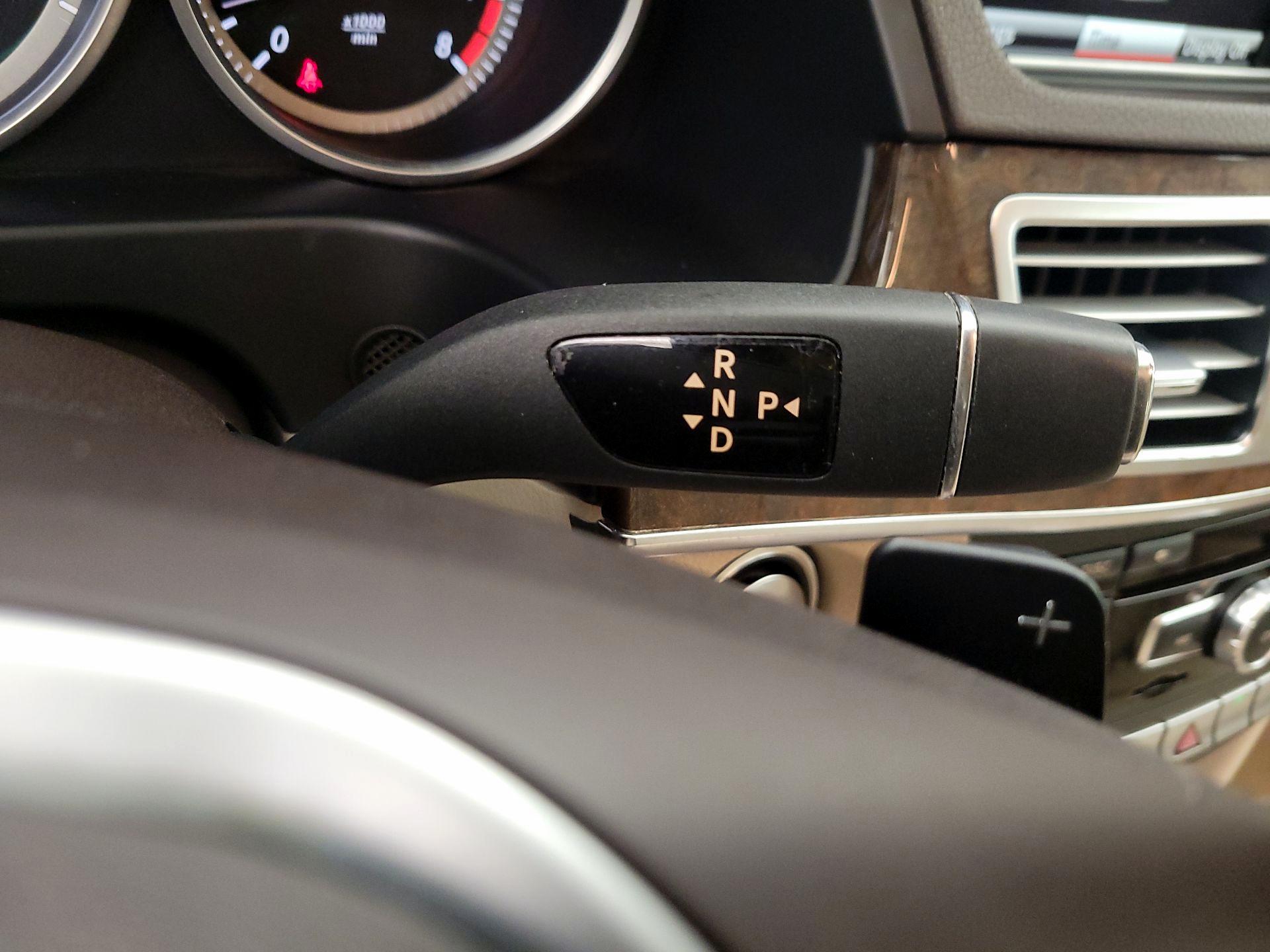 Thumbnail: 2014 Mercedes-Benz E-Class - 18