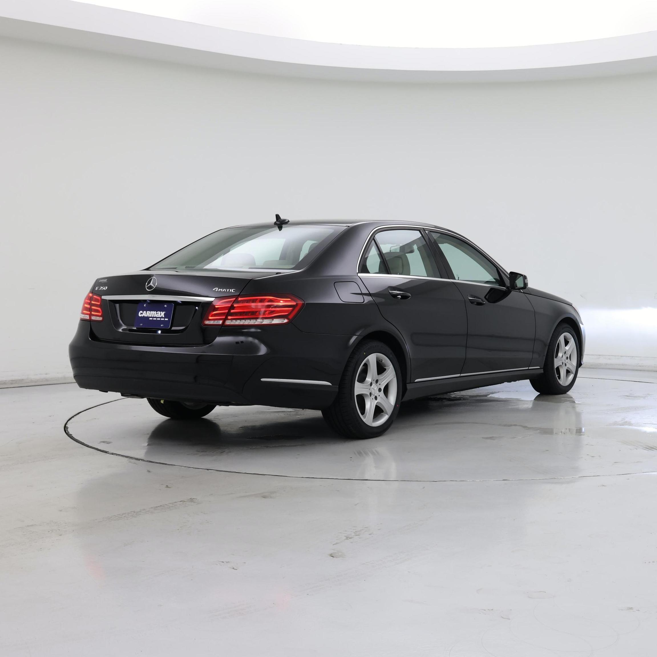 Thumbnail: 2014 Mercedes-Benz E-Class - 8