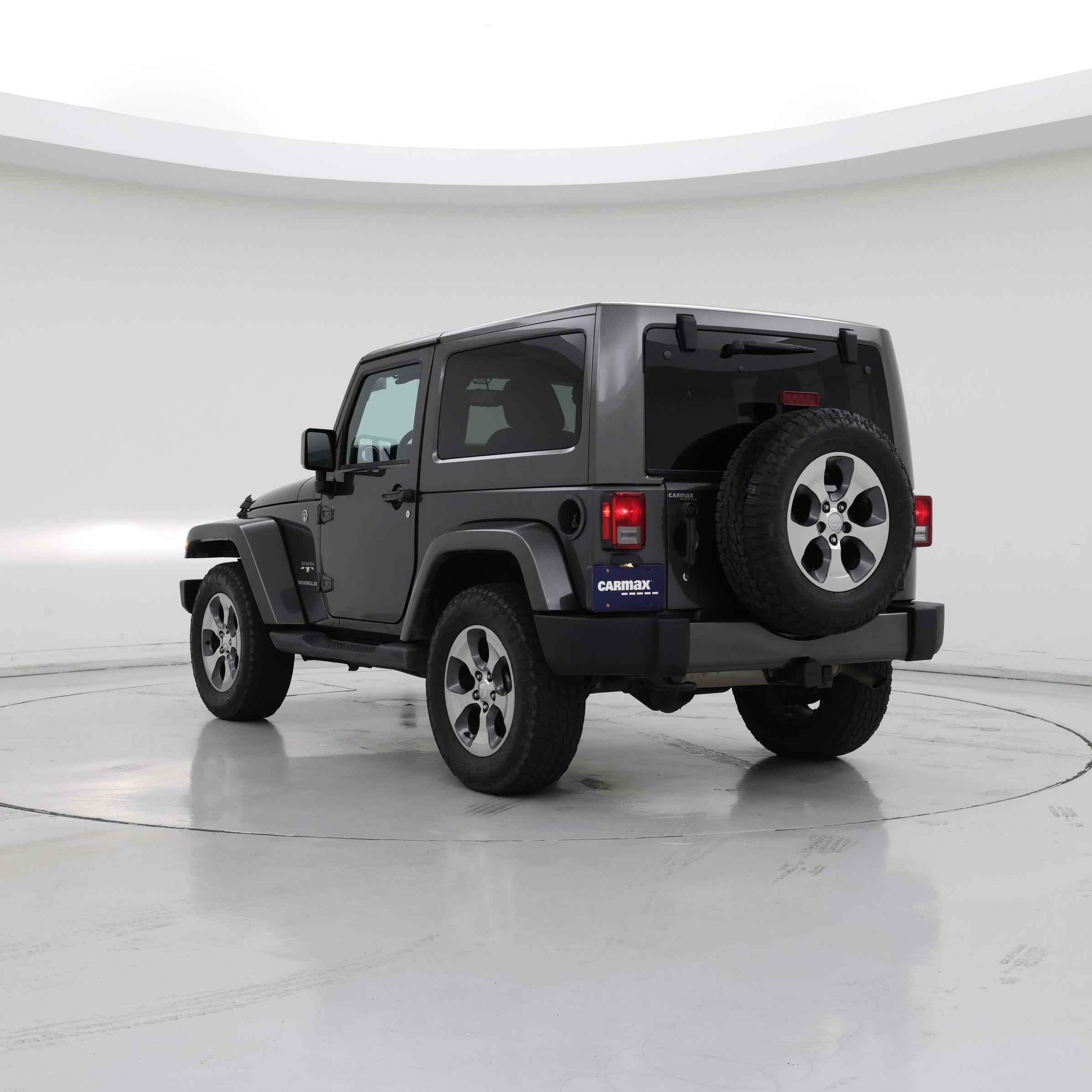 Thumbnail: 2016 Jeep Wrangler - 2