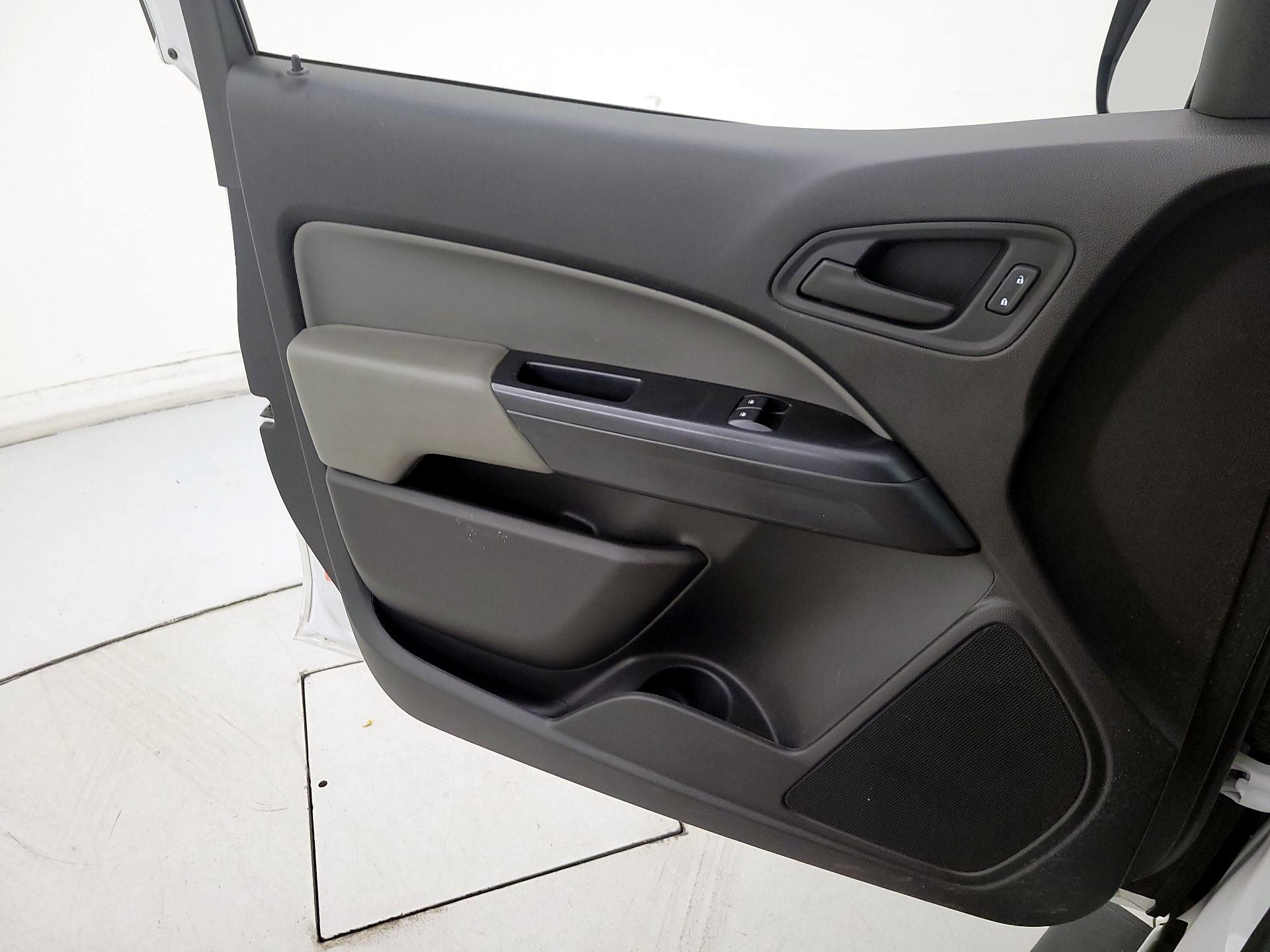 Thumbnail: 2019 Chevrolet Colorado - 12