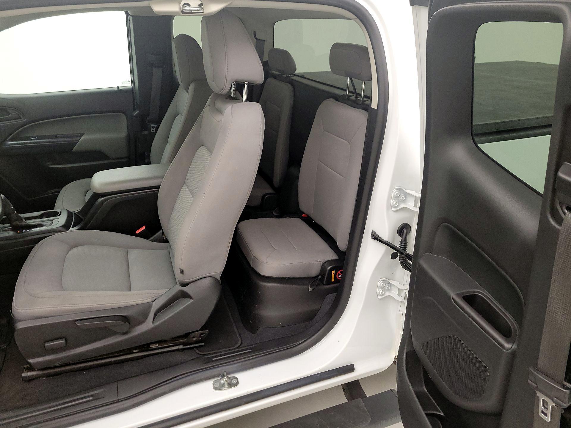 Thumbnail: 2019 Chevrolet Colorado - 20