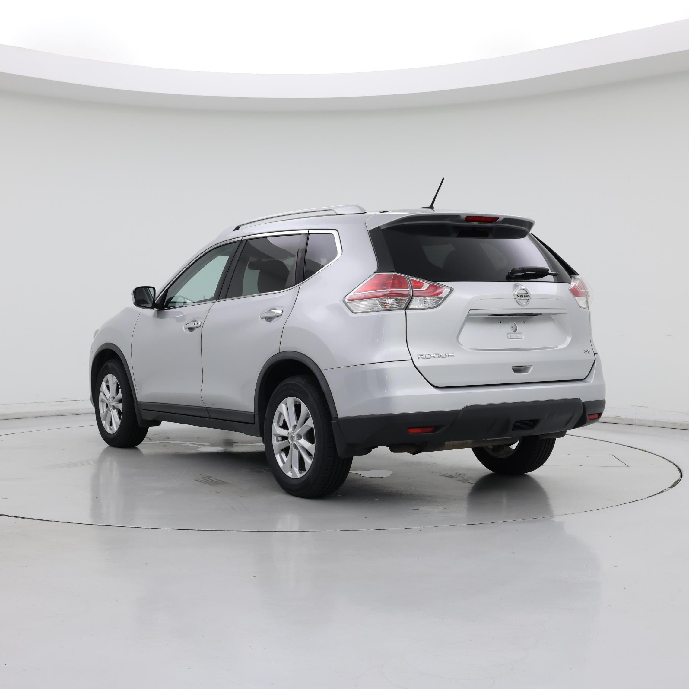 Thumbnail: 2016 Nissan Rogue - 2
