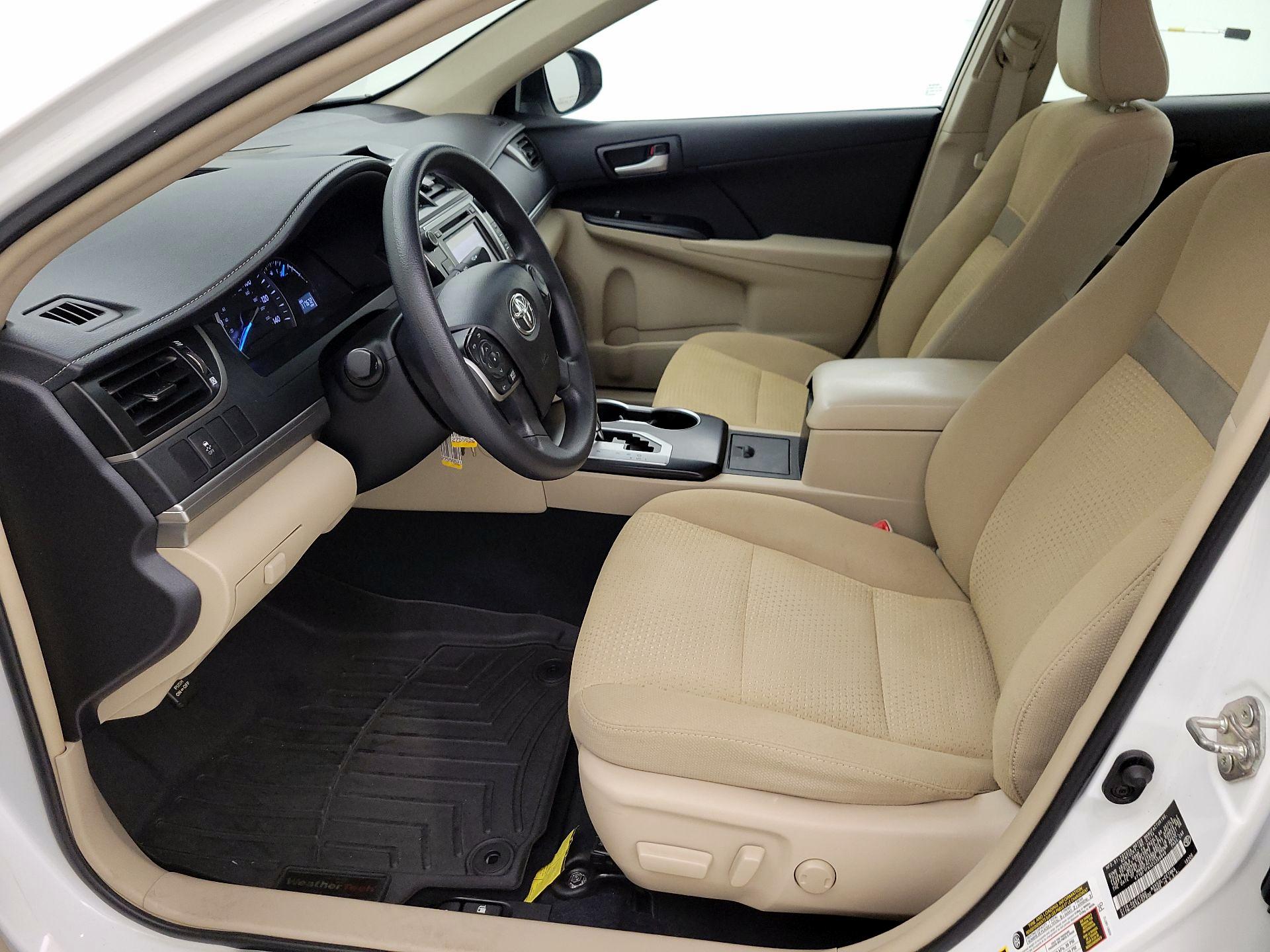 Thumbnail: 2014 Toyota Camry - 11