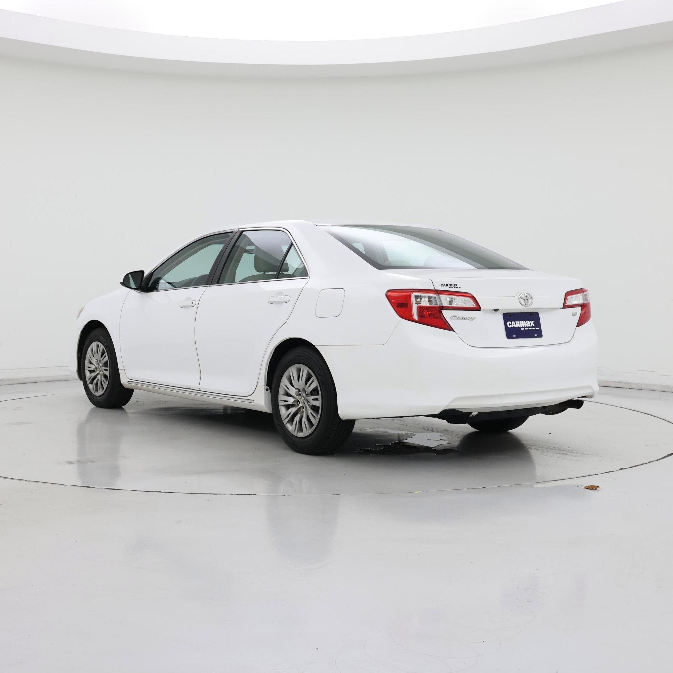 Thumbnail: 2014 Toyota Camry - 2