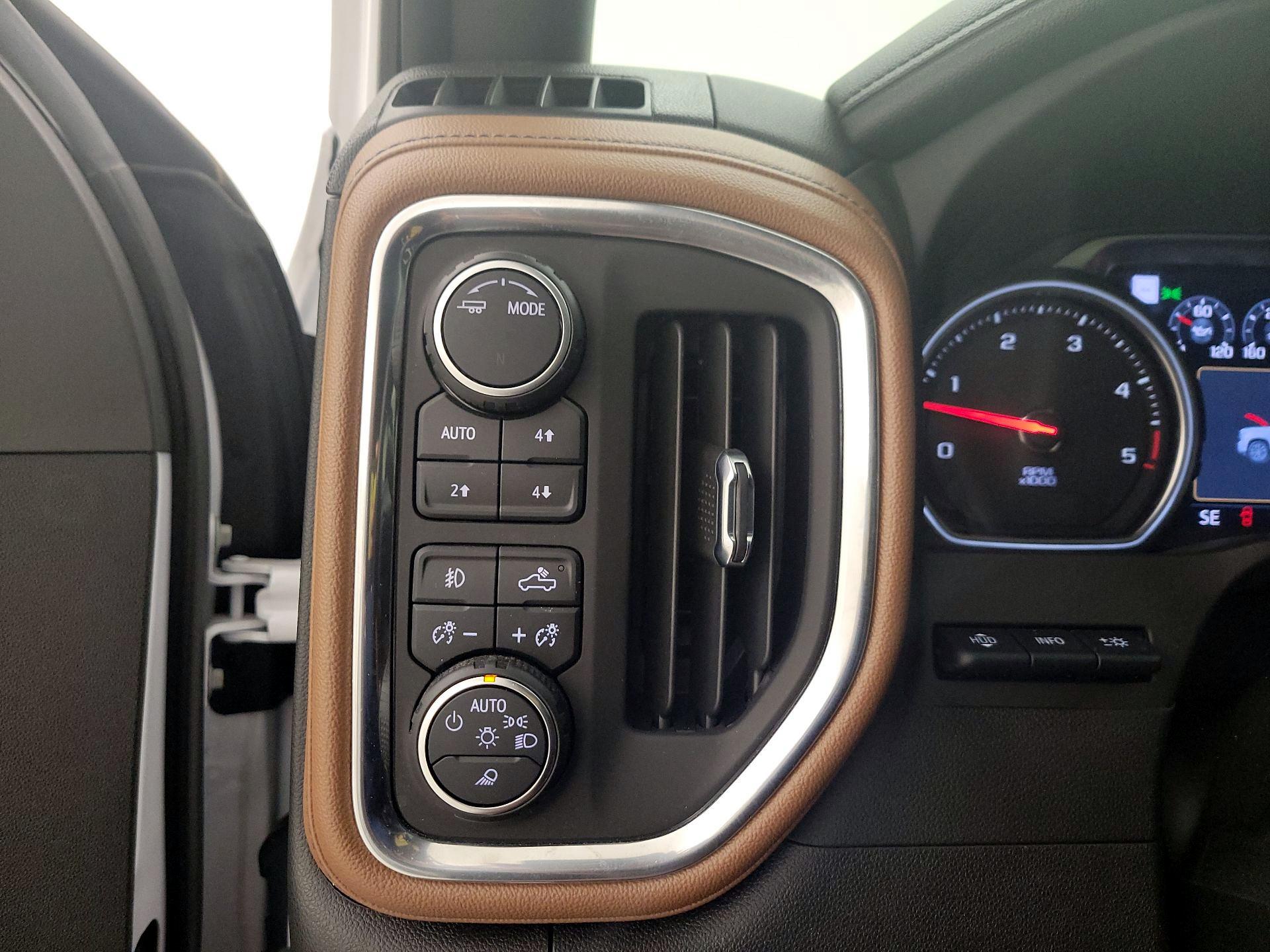 Thumbnail: 2022 Chevrolet Silverado 2500 - 13