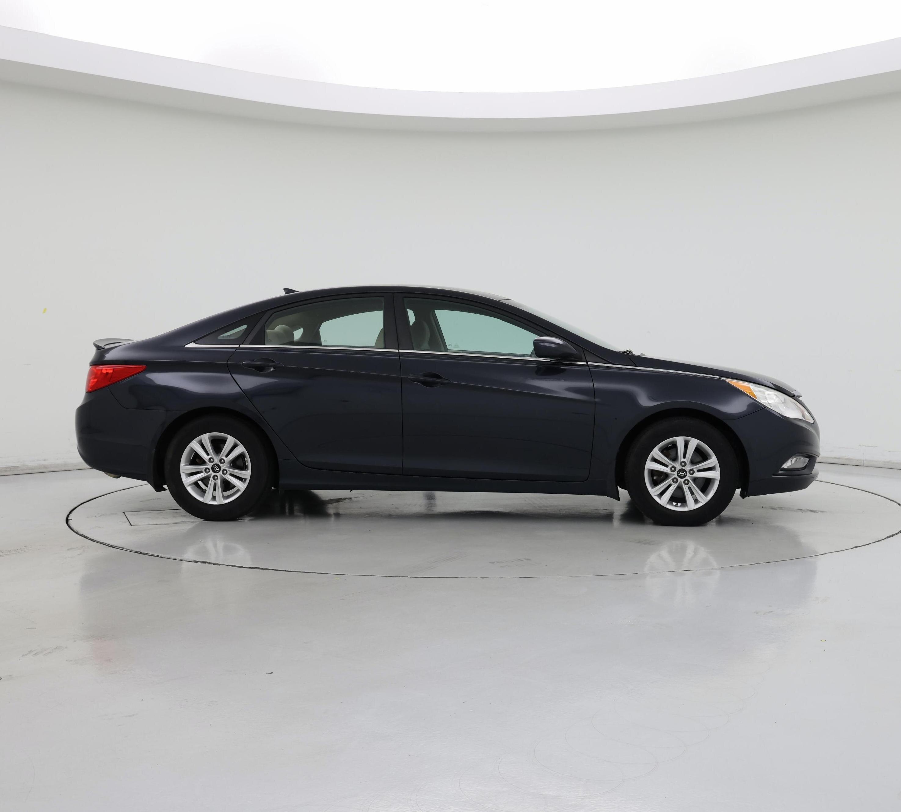 Thumbnail: 2013 Hyundai Sonata - 7