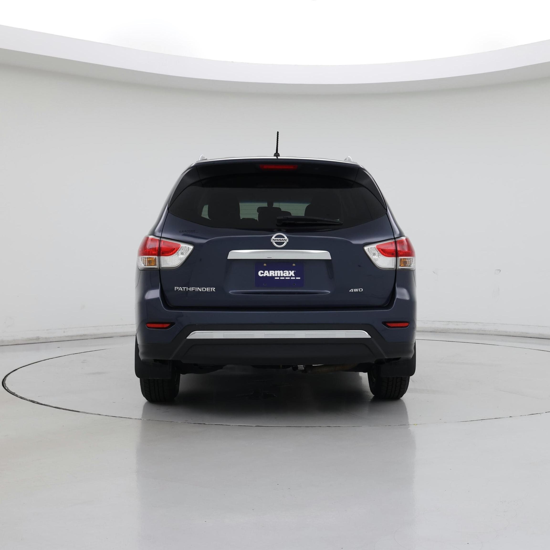 Thumbnail: 2015 Nissan Pathfinder - 6