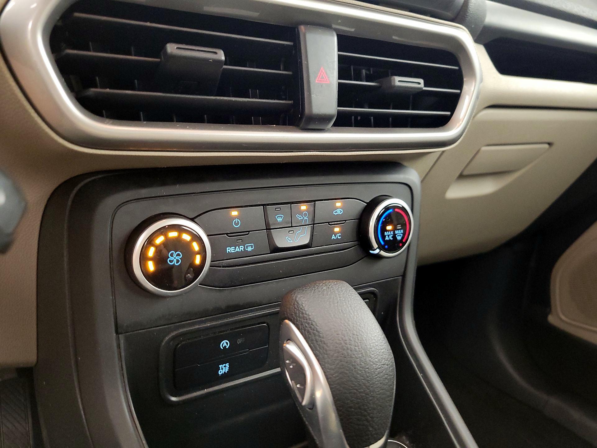 Thumbnail: 2021 Ford EcoSport - 16