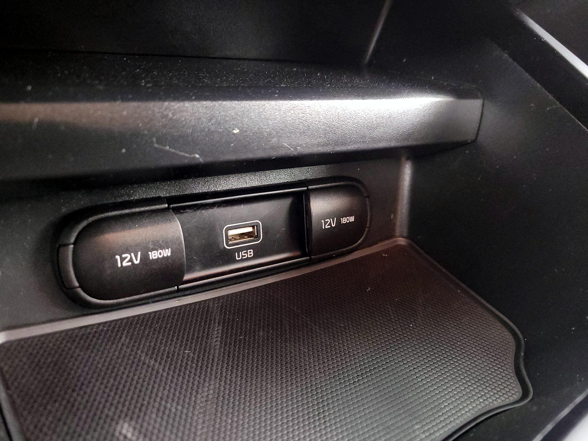 Thumbnail: 2020 Kia Soul - 18