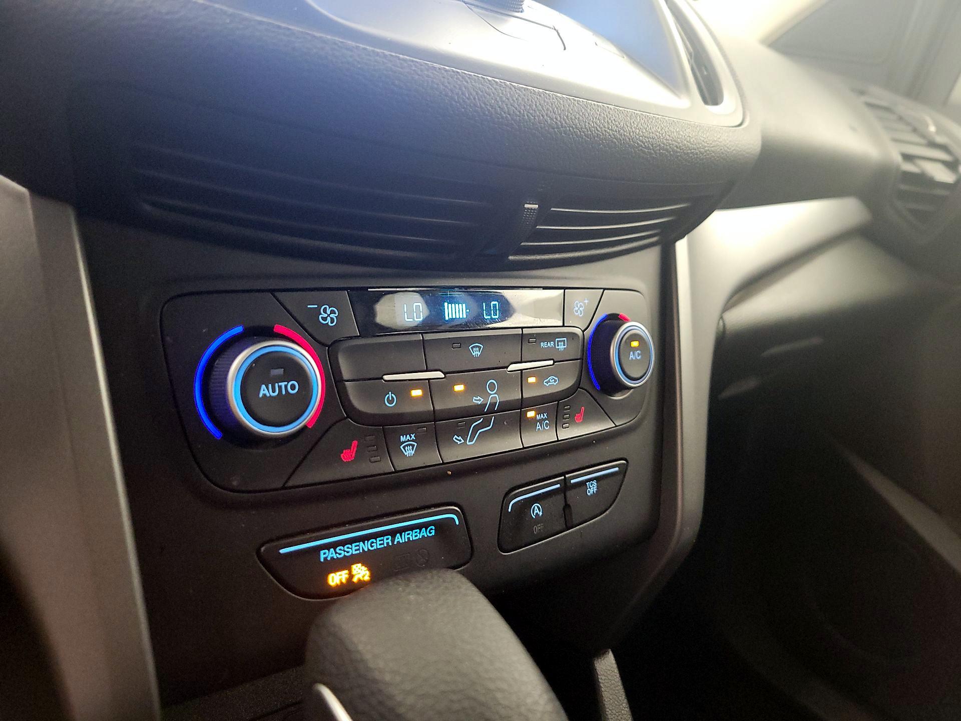 Thumbnail: 2018 Ford Escape - 16