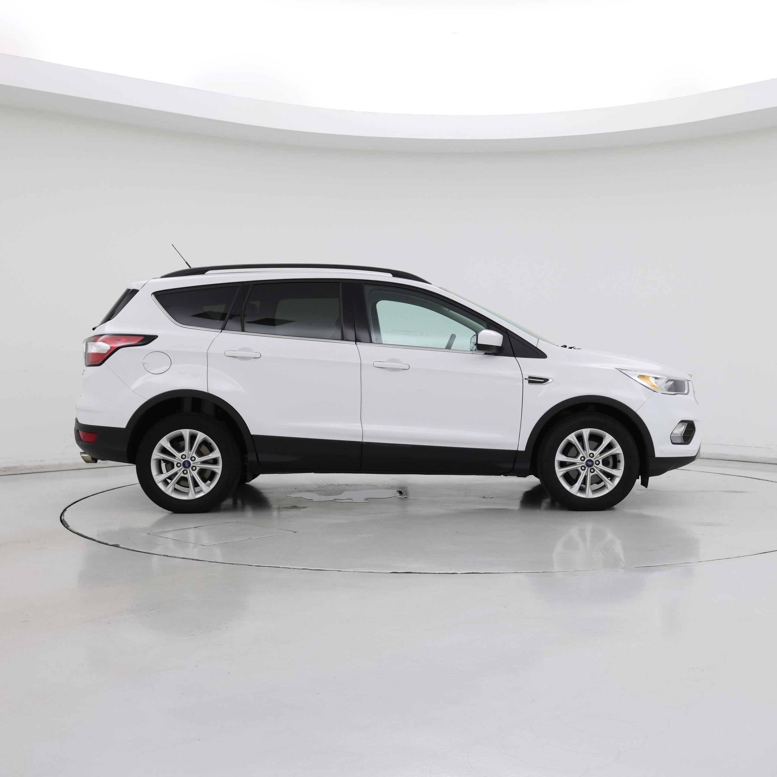 Thumbnail: 2018 Ford Escape - 7