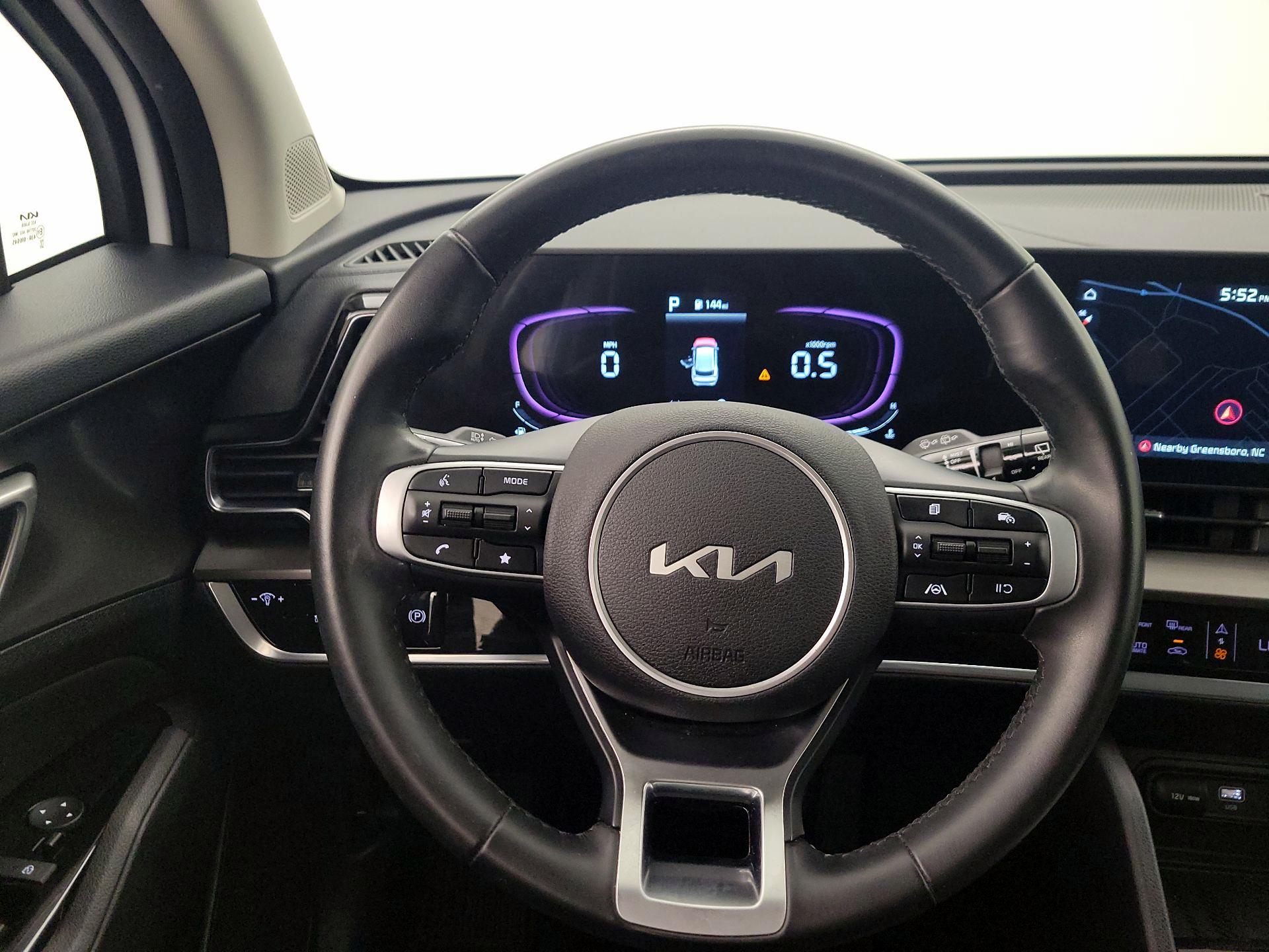 Thumbnail: 2023 Kia Sportage - 10