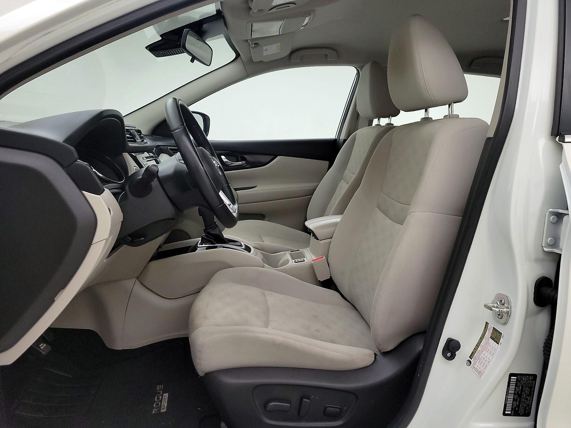 Thumbnail: 2021 Nissan Rogue Sport - 11