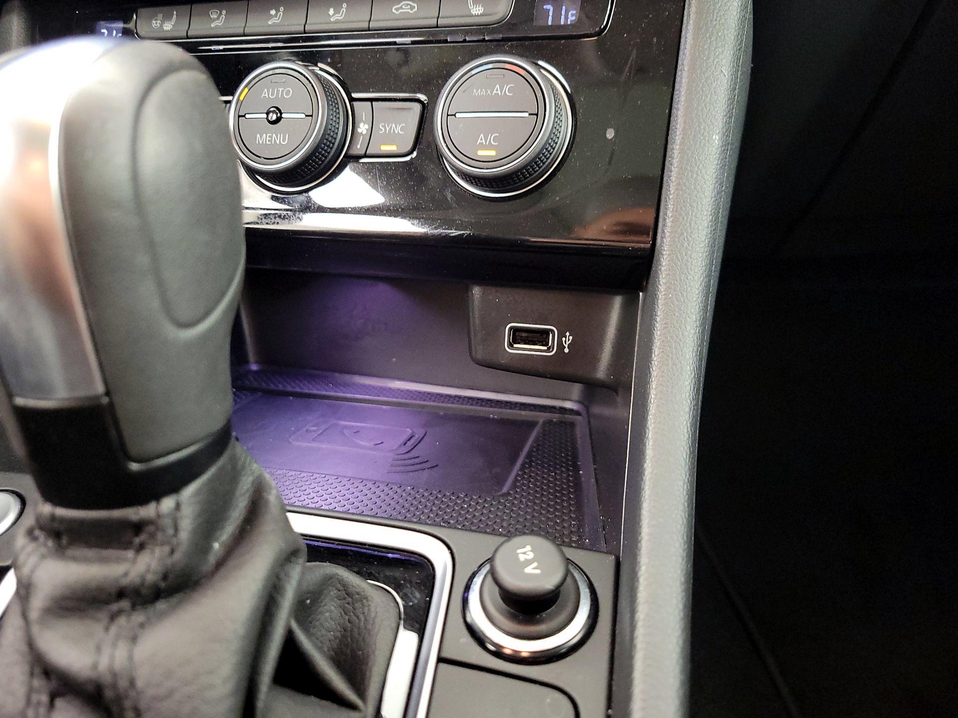 Thumbnail: 2020 Volkswagen Jetta - 18