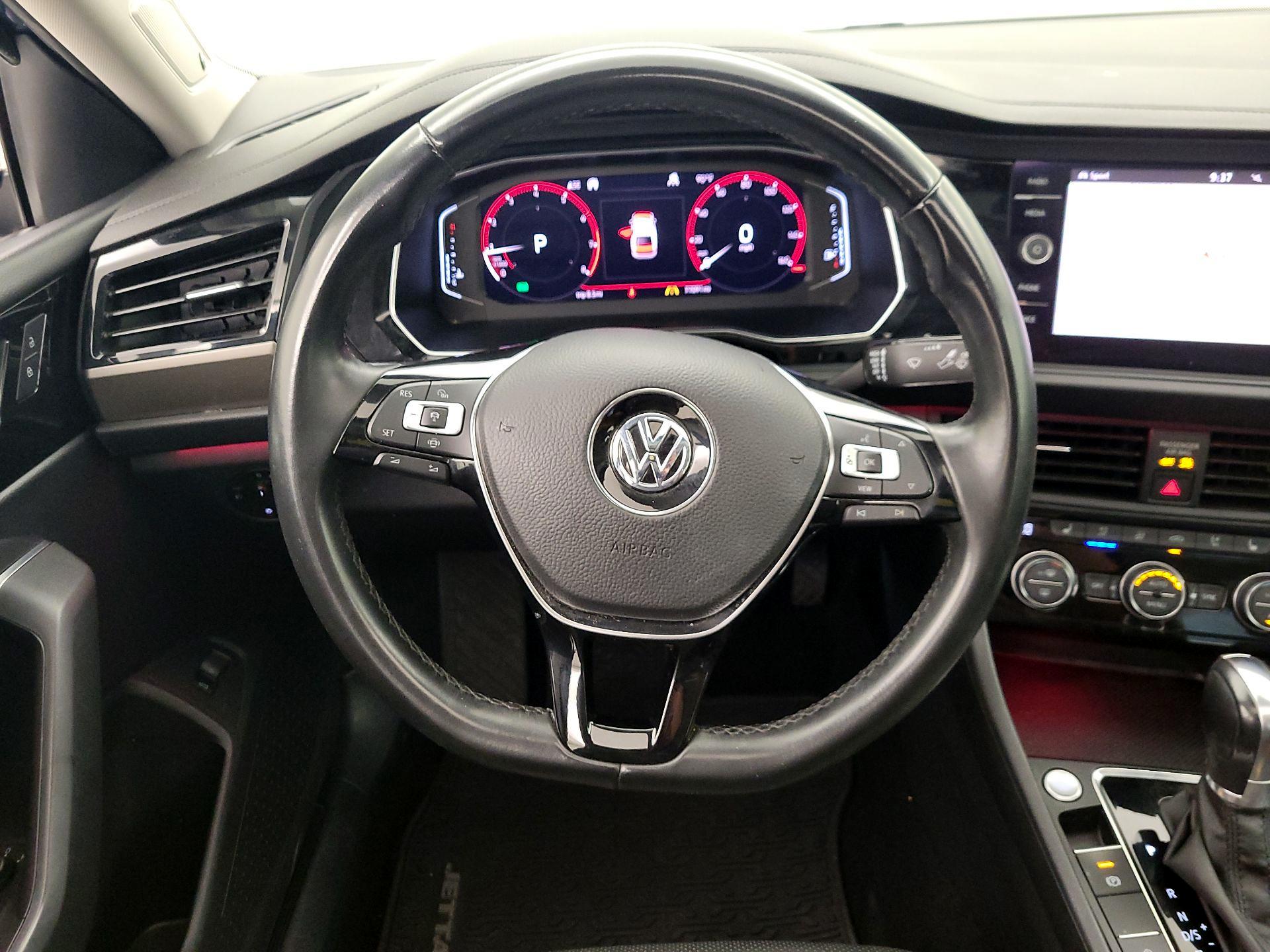 Thumbnail: 2019 Volkswagen Jetta - 10