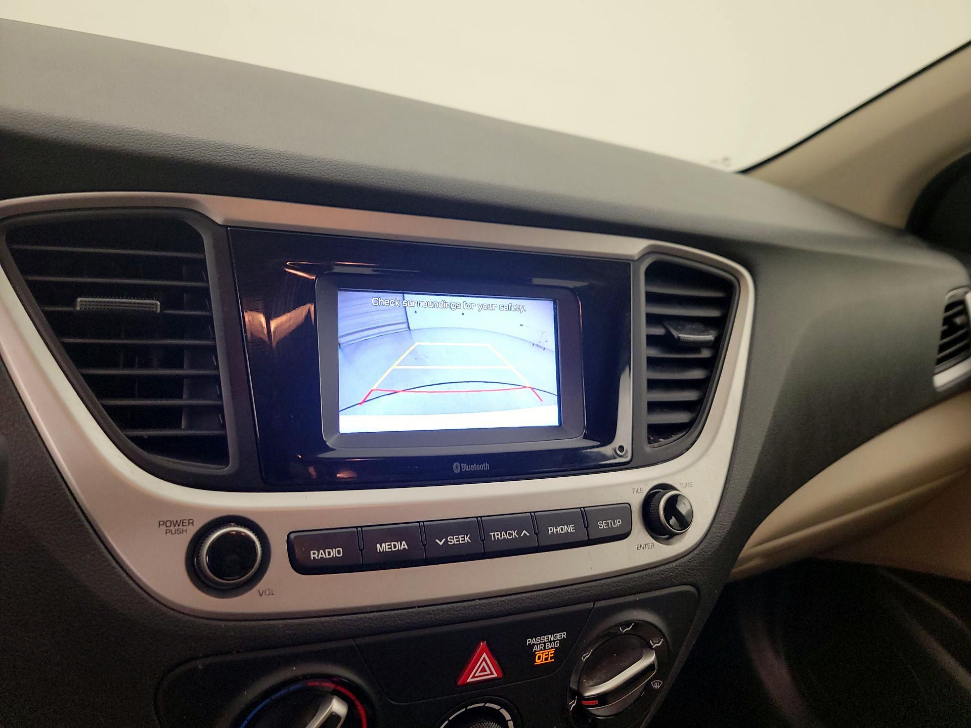 Thumbnail: 2022 Hyundai Accent - 14