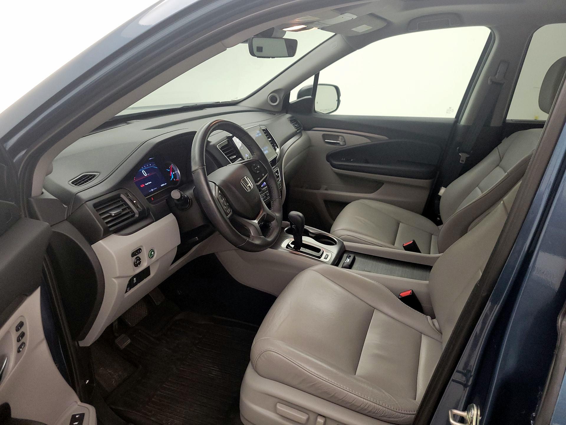 Thumbnail: 2020 Honda Pilot - 11