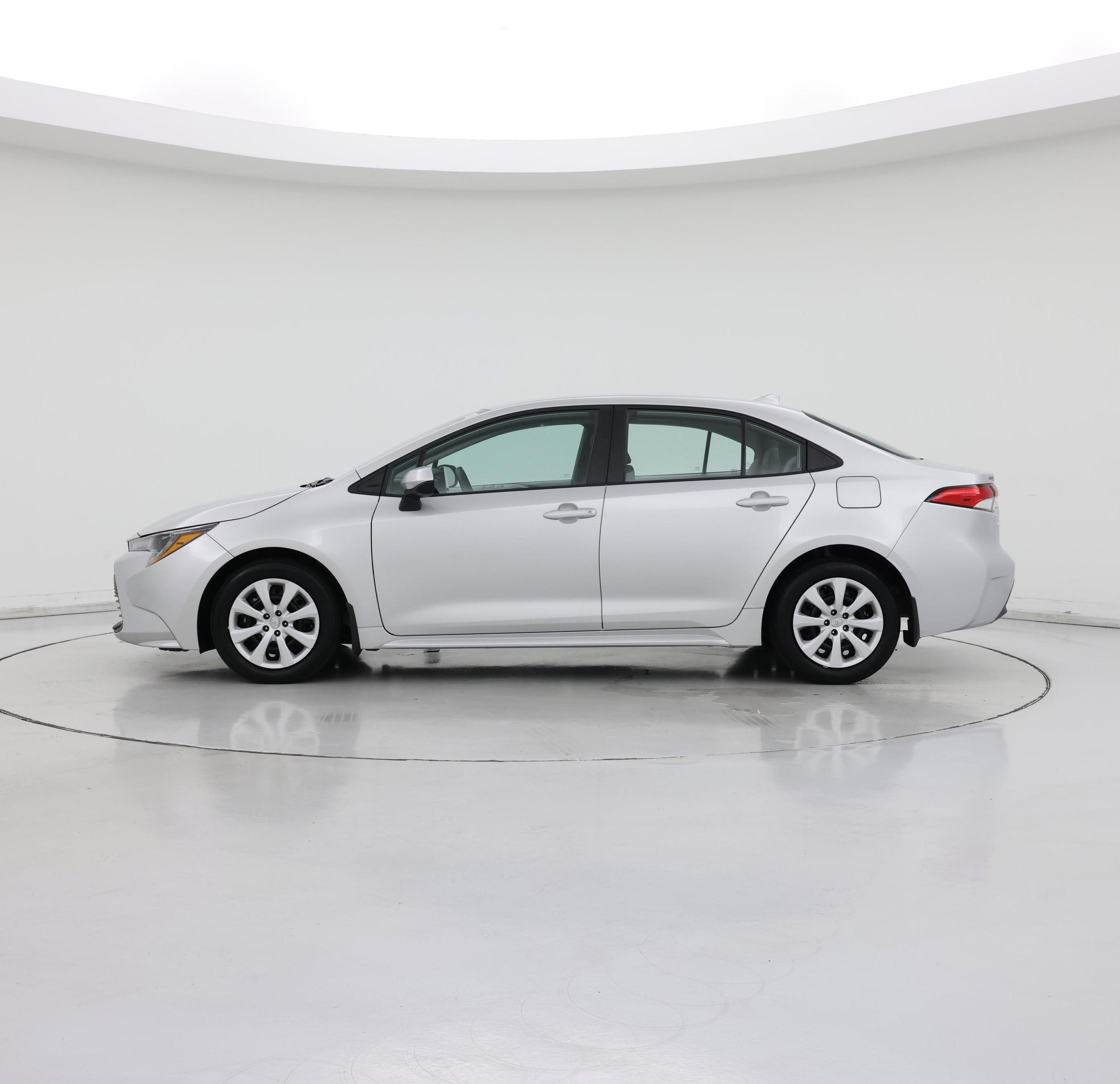 Thumbnail: 2024 Toyota Corolla - 3