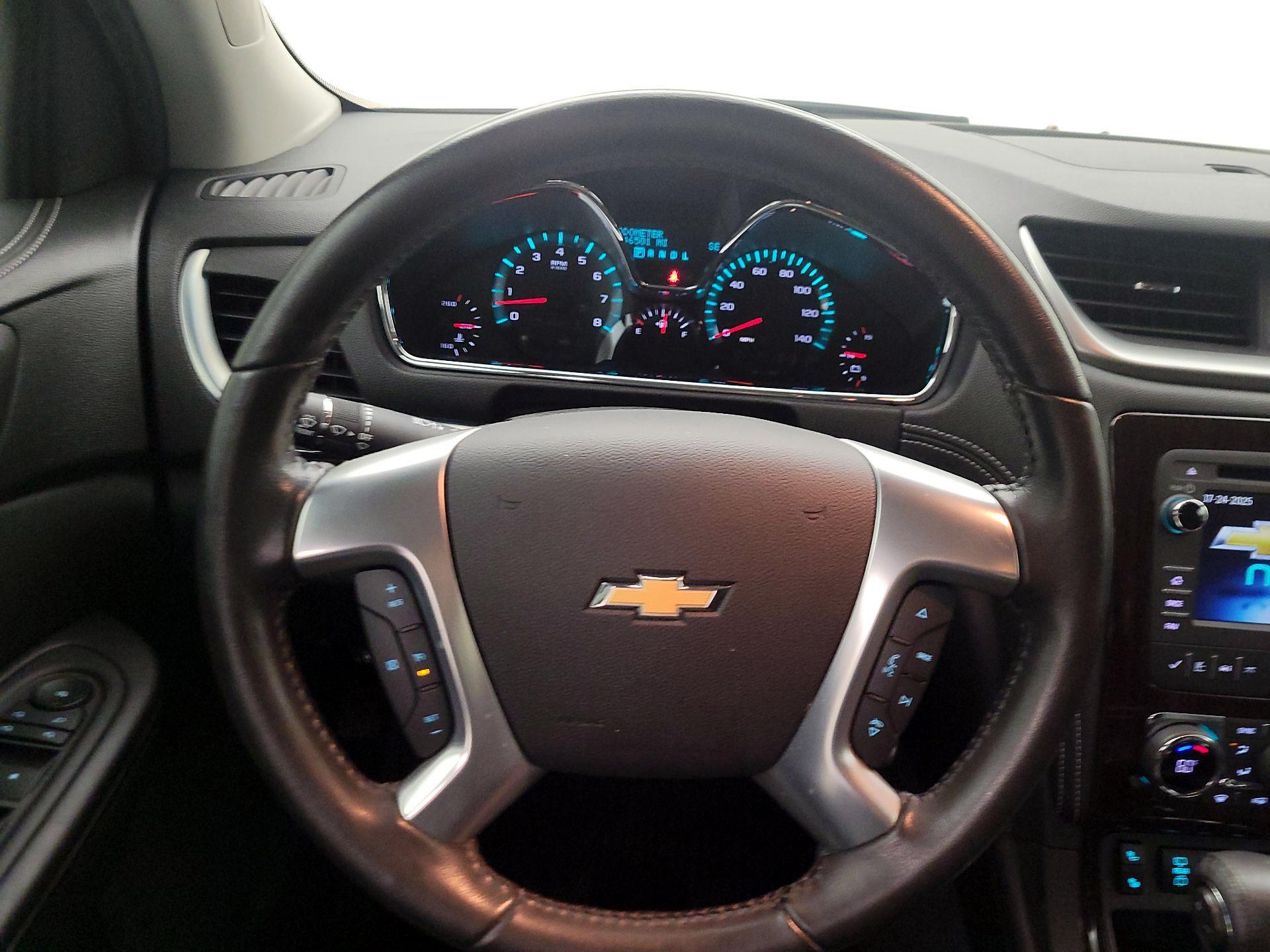 Thumbnail: 2016 Chevrolet Traverse - 10