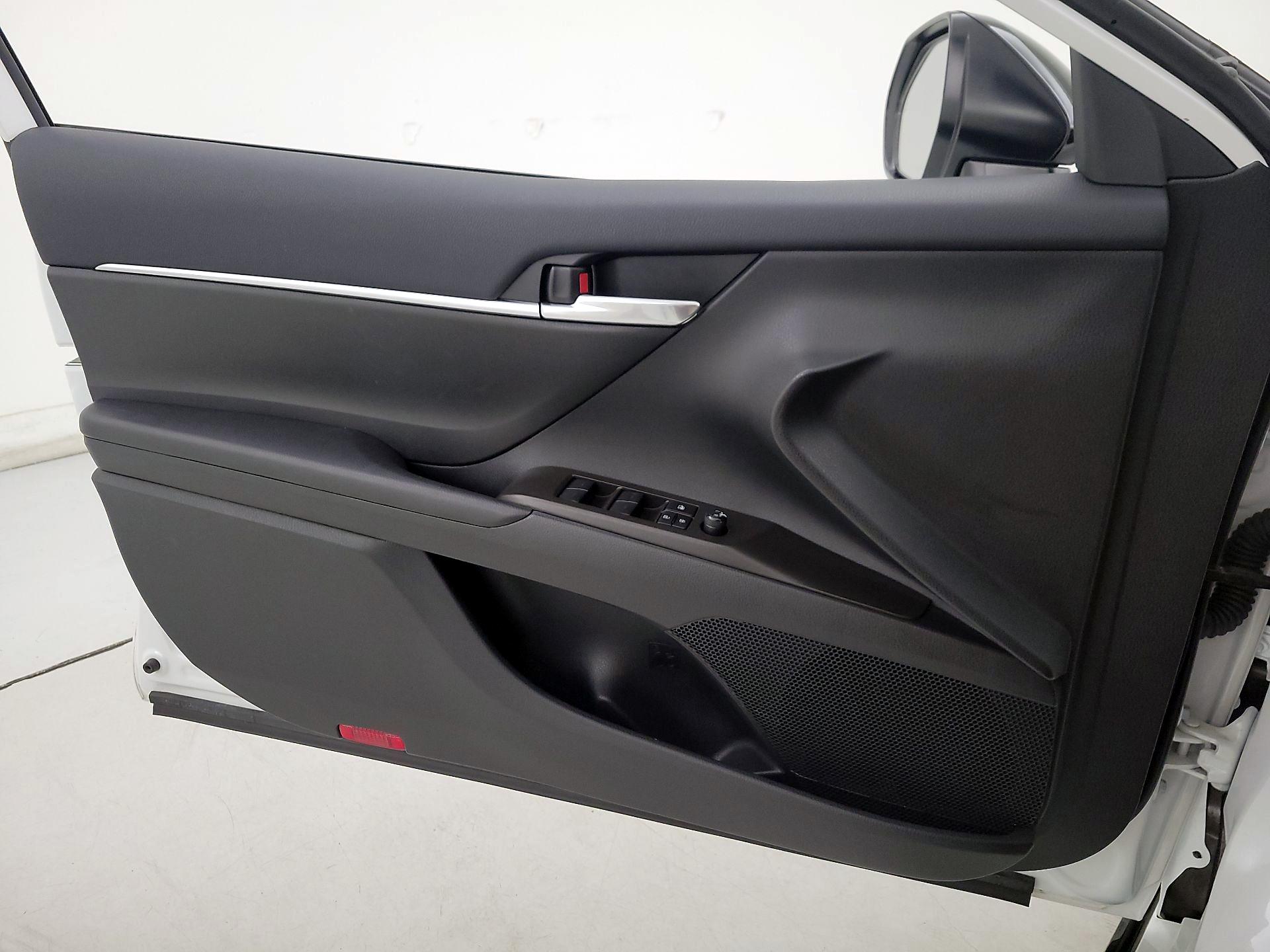 Thumbnail: 2023 Toyota Camry - 12