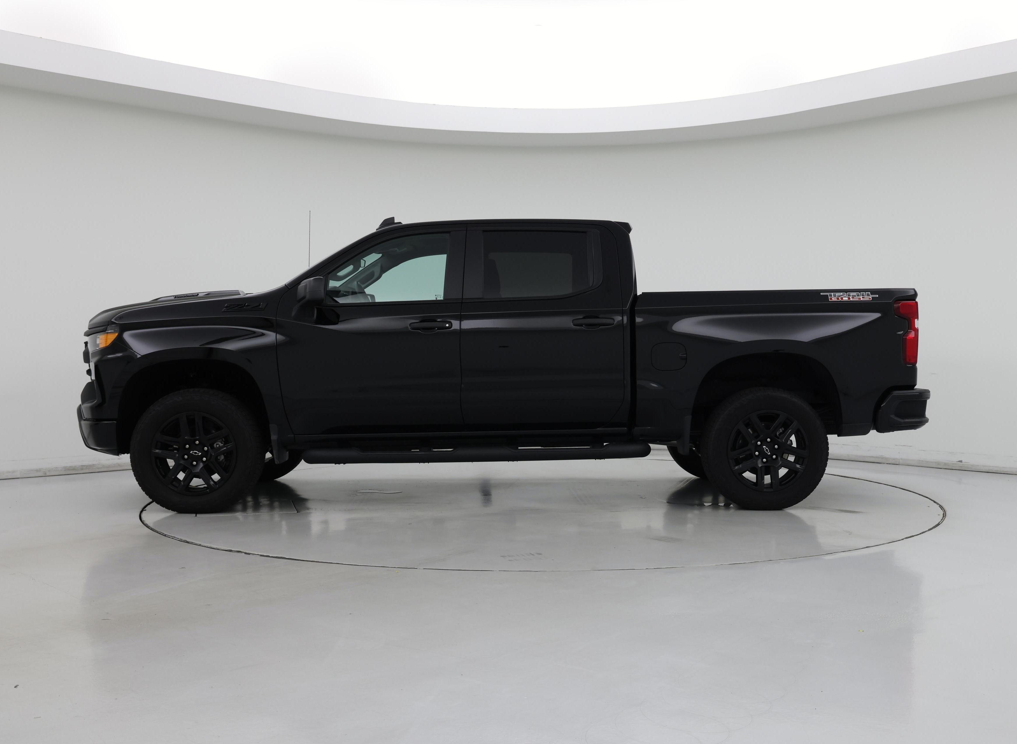 Thumbnail: 2025 Chevrolet Silverado 1500 - 3