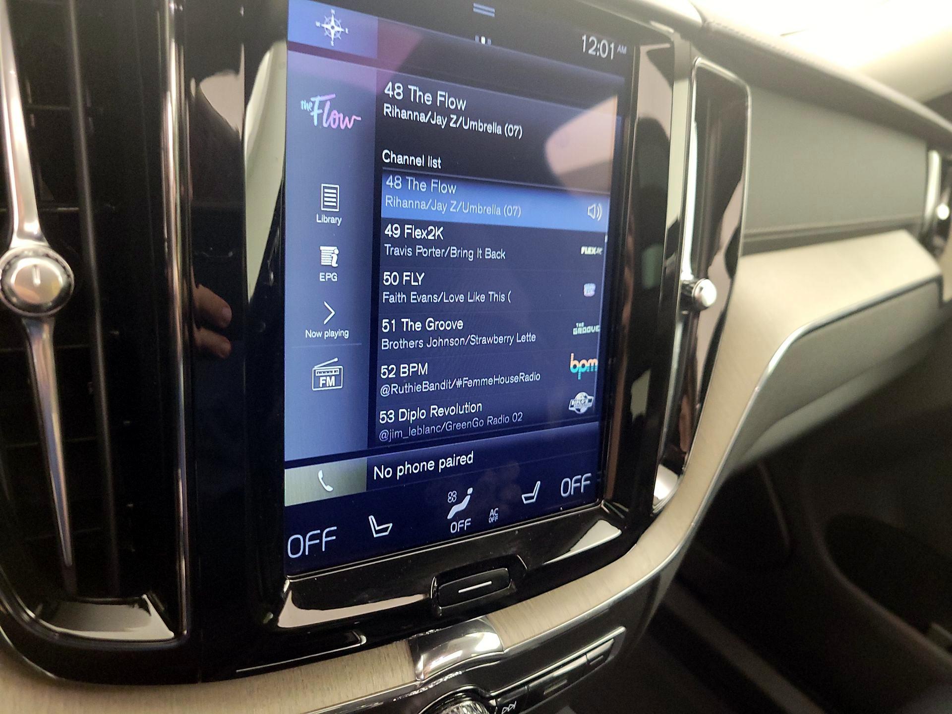 Thumbnail: 2018 Volvo XC60 - 16