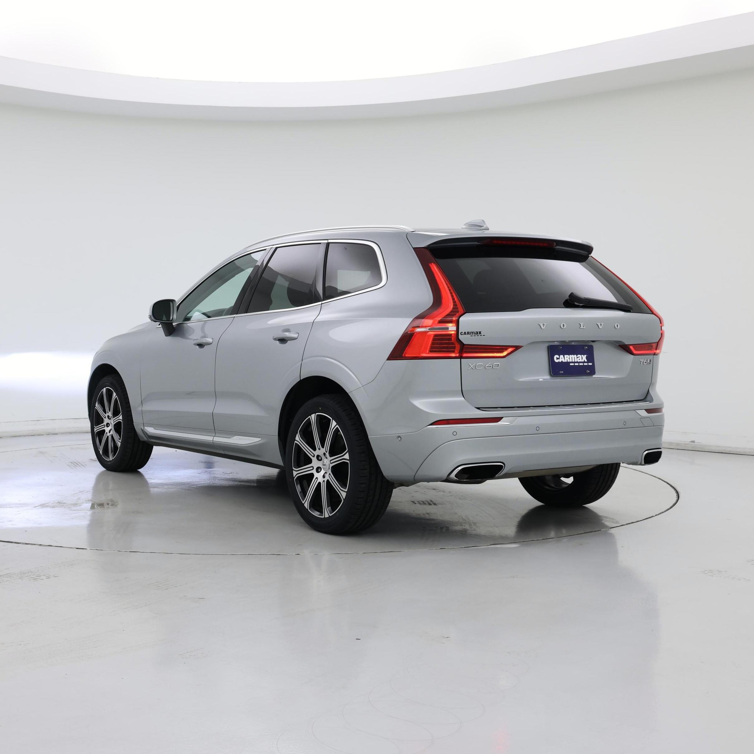 Thumbnail: 2018 Volvo XC60 - 2
