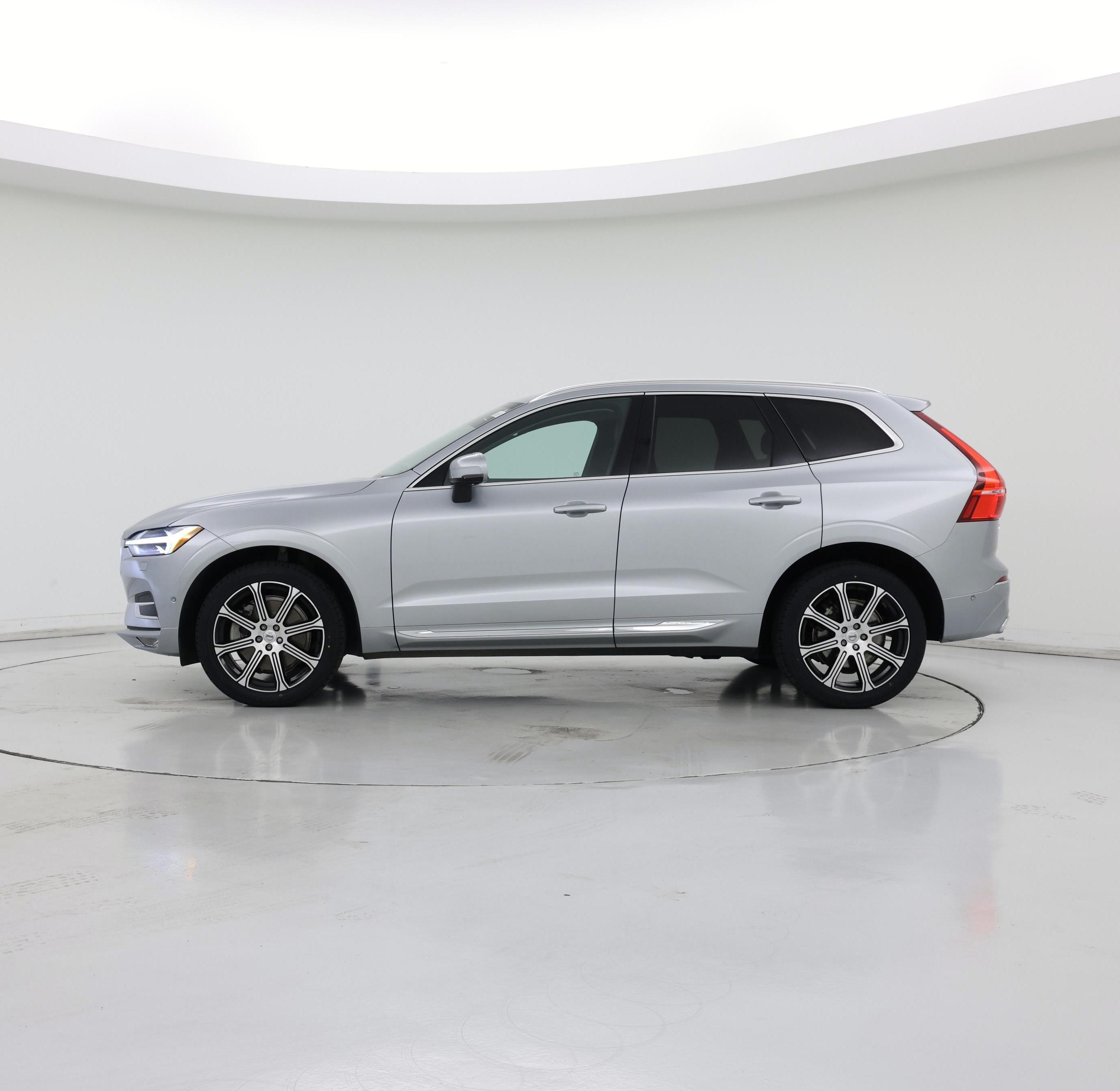 Thumbnail: 2018 Volvo XC60 - 3