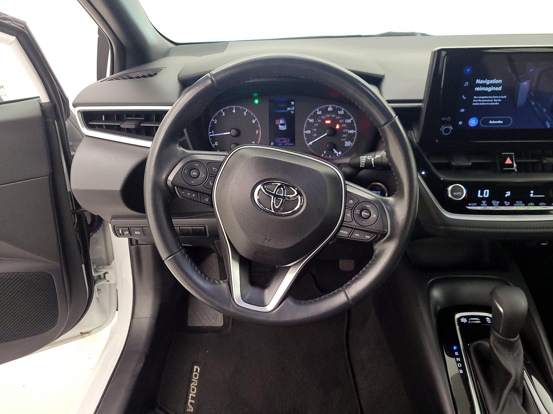 Thumbnail: 2023 Toyota Corolla - 10