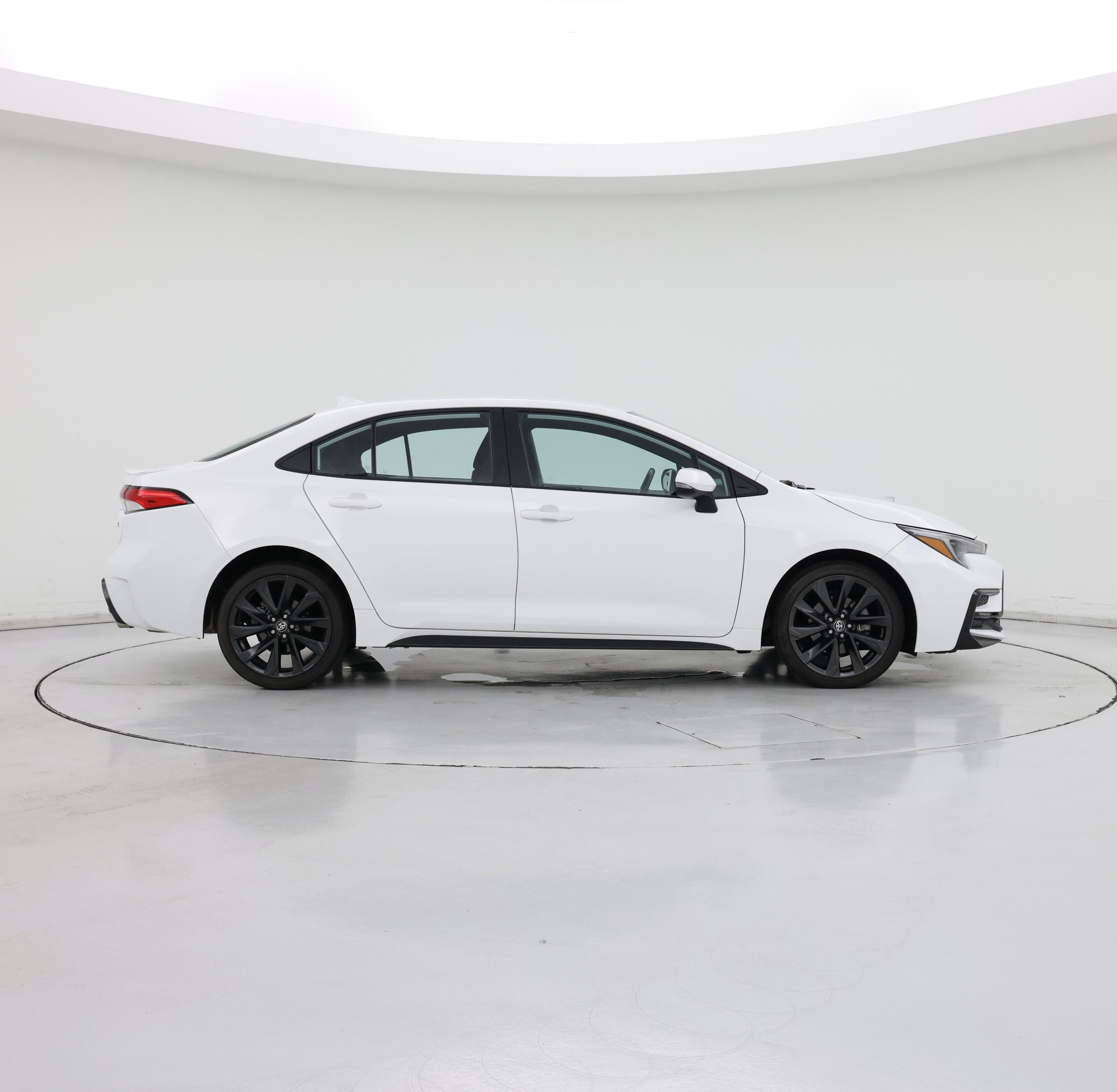 Thumbnail: 2023 Toyota Corolla - 7