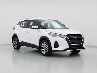 White 2024 Nissan Kicks SV