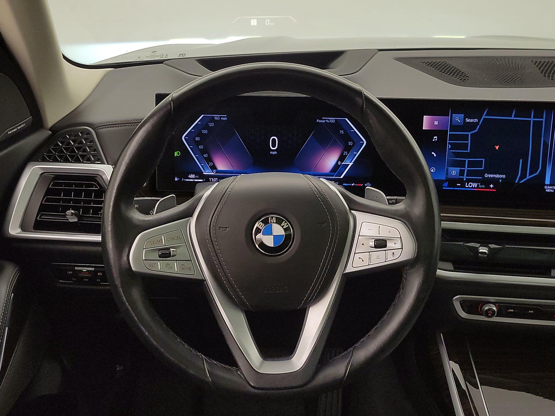 Thumbnail: 2023 BMW X7 - 10
