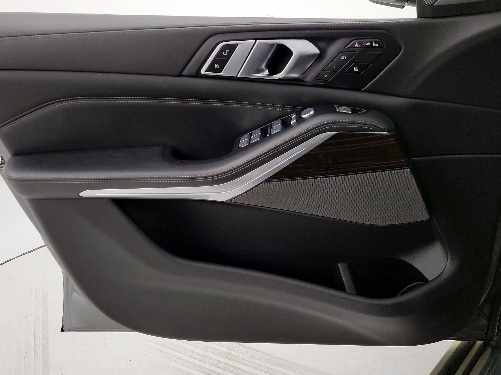 Thumbnail: 2023 BMW X7 - 12