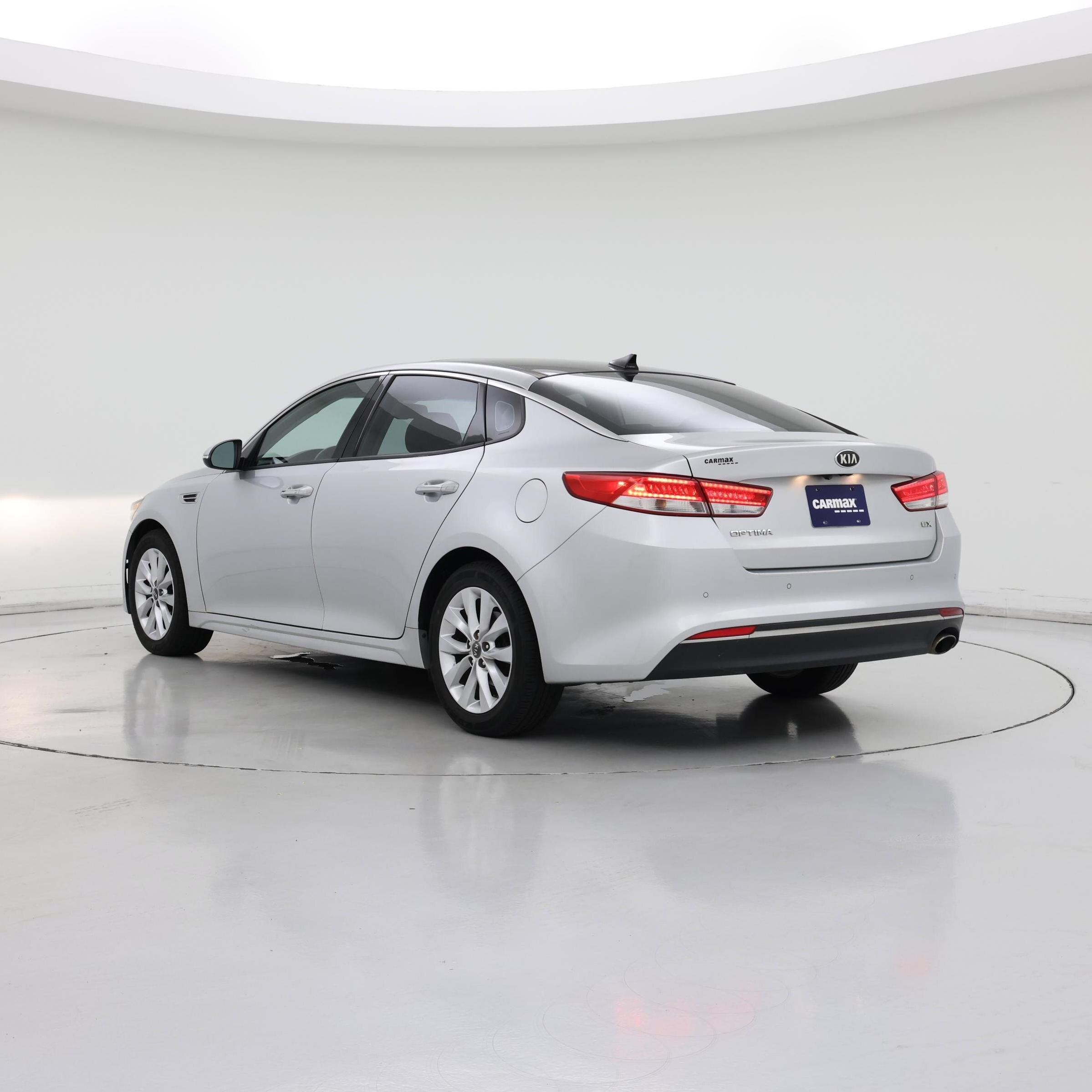 Thumbnail: 2018 Kia Optima - 2