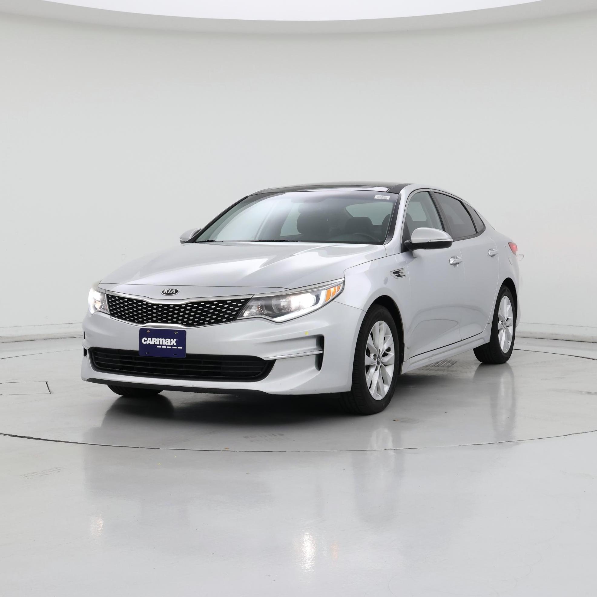 Thumbnail: 2018 Kia Optima - 4
