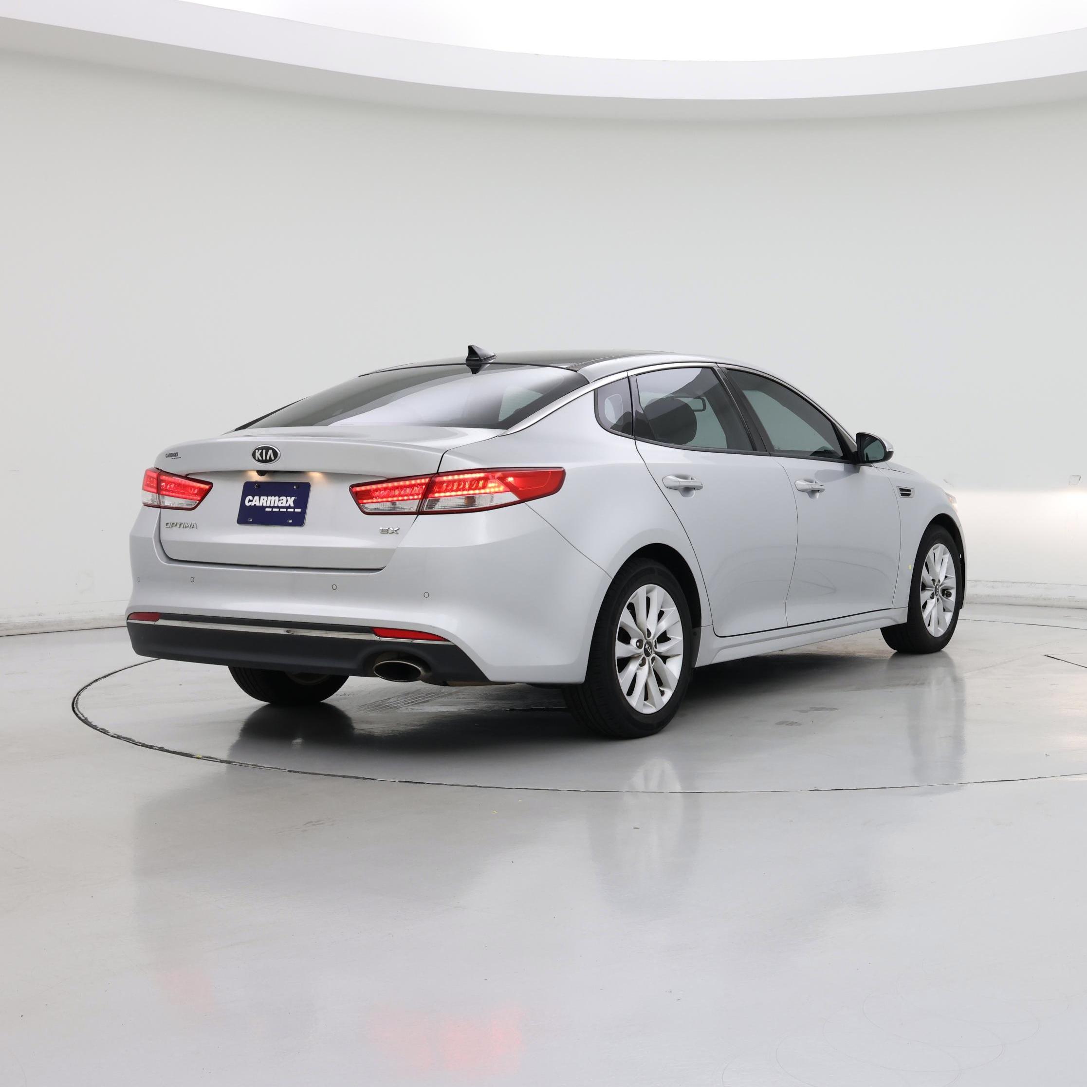 Thumbnail: 2018 Kia Optima - 8