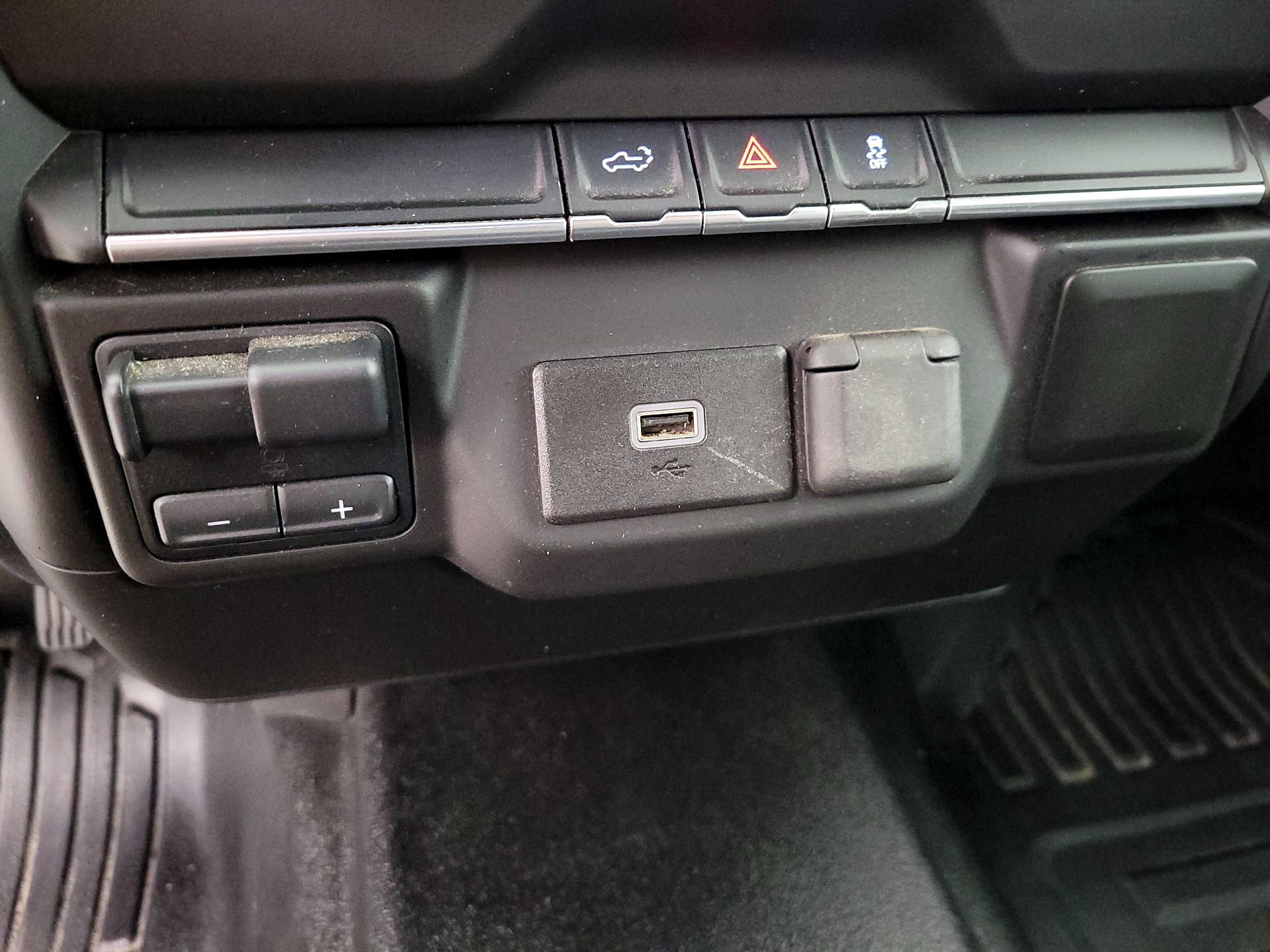 Thumbnail: 2020 Chevrolet Silverado 2500 - 18