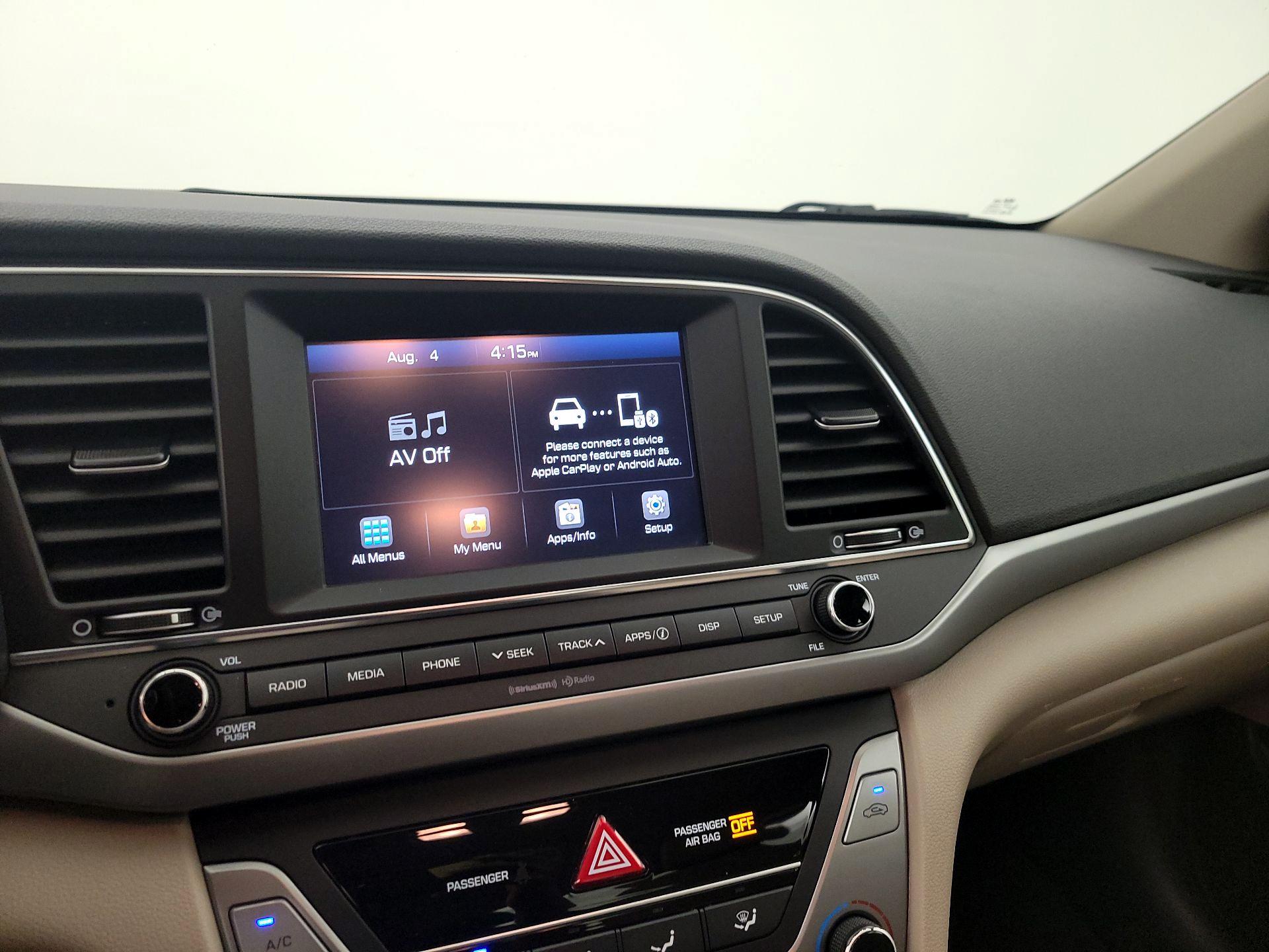 Thumbnail: 2017 Hyundai Elantra - 15