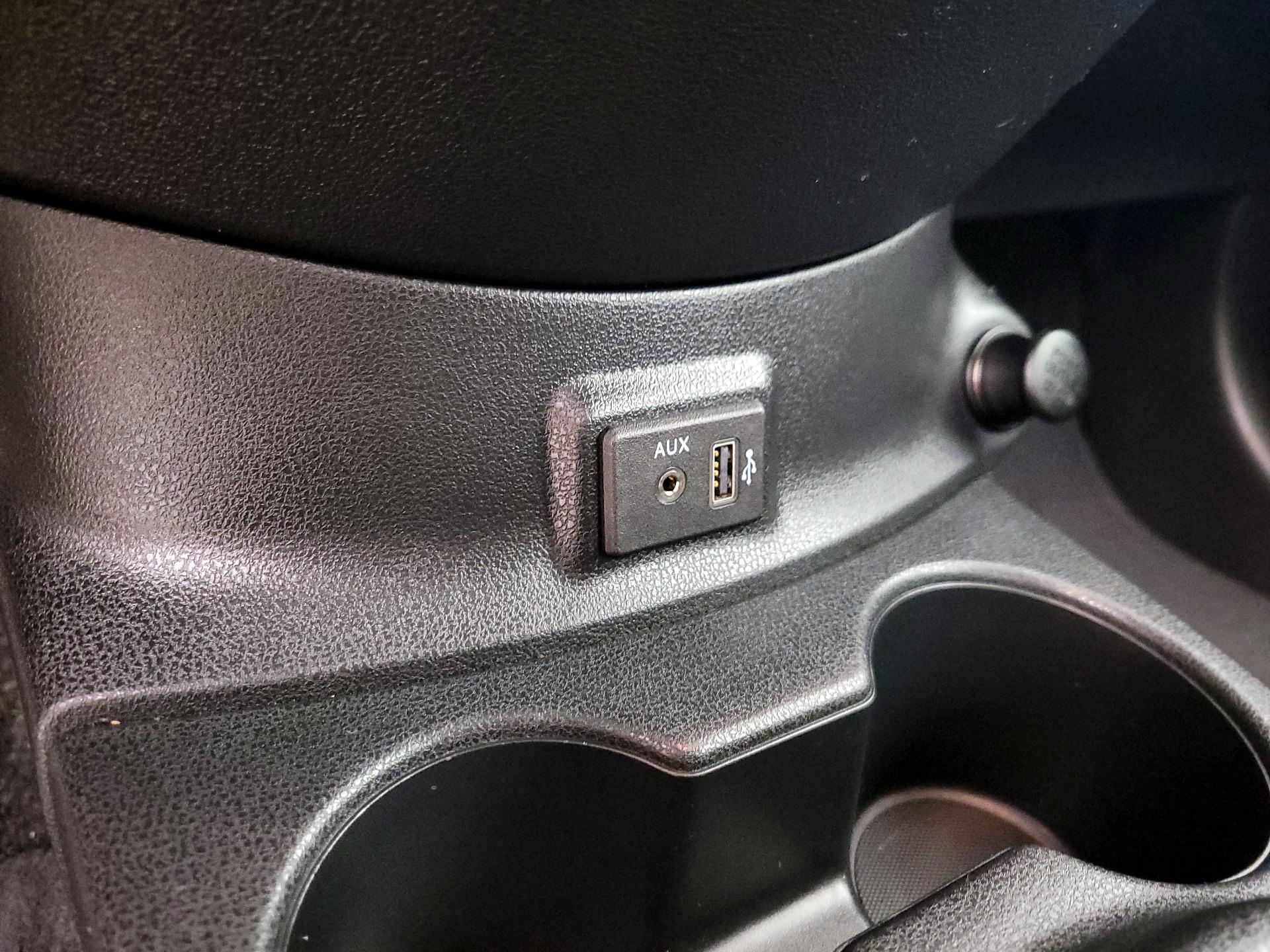 Thumbnail: 2019 Nissan Versa - 18