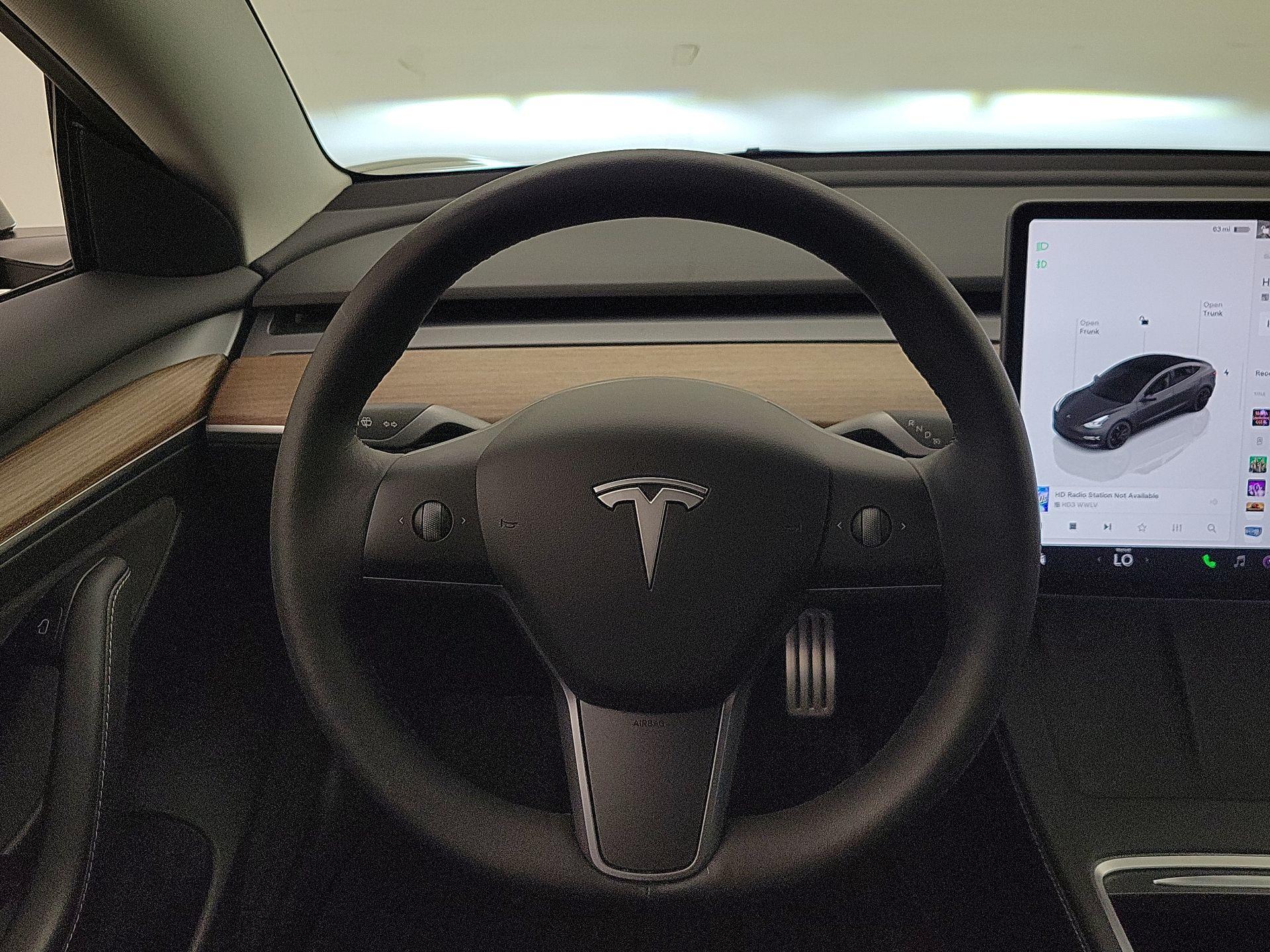 Thumbnail: 2022 Tesla Model 3 - 10