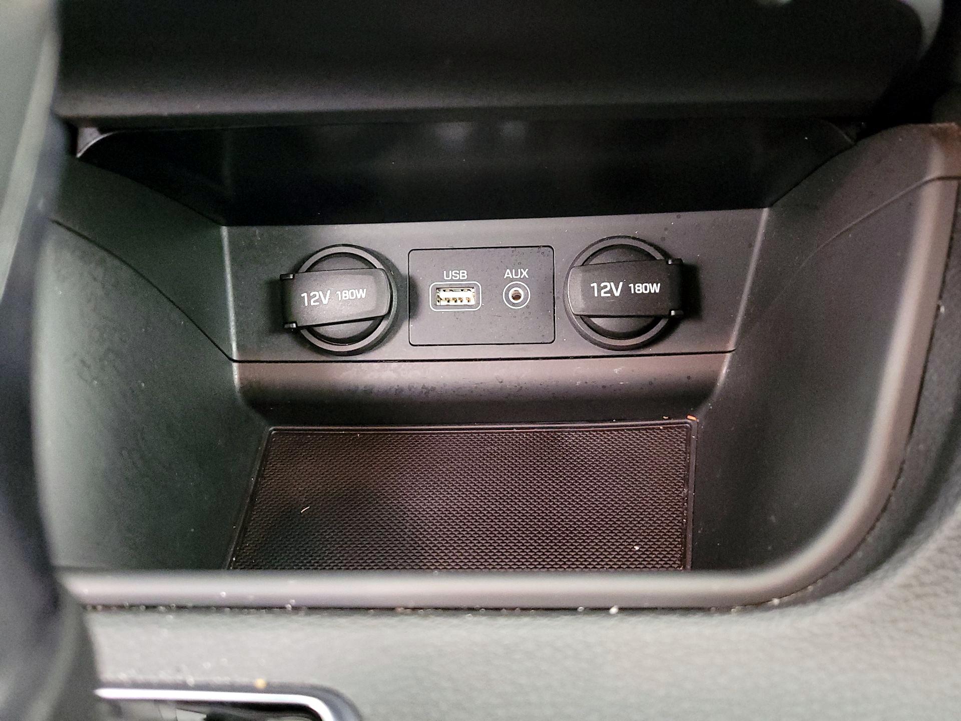 Thumbnail: 2015 Hyundai Sonata - 16