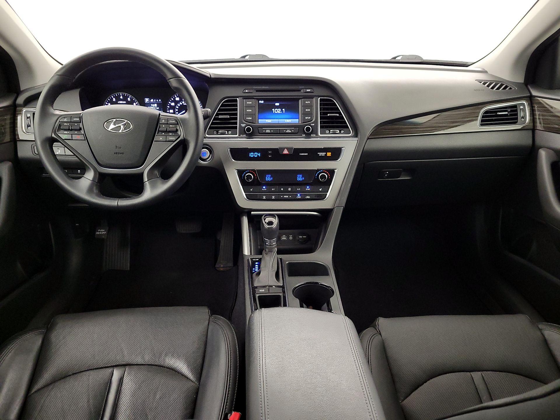 Thumbnail: 2015 Hyundai Sonata - 8