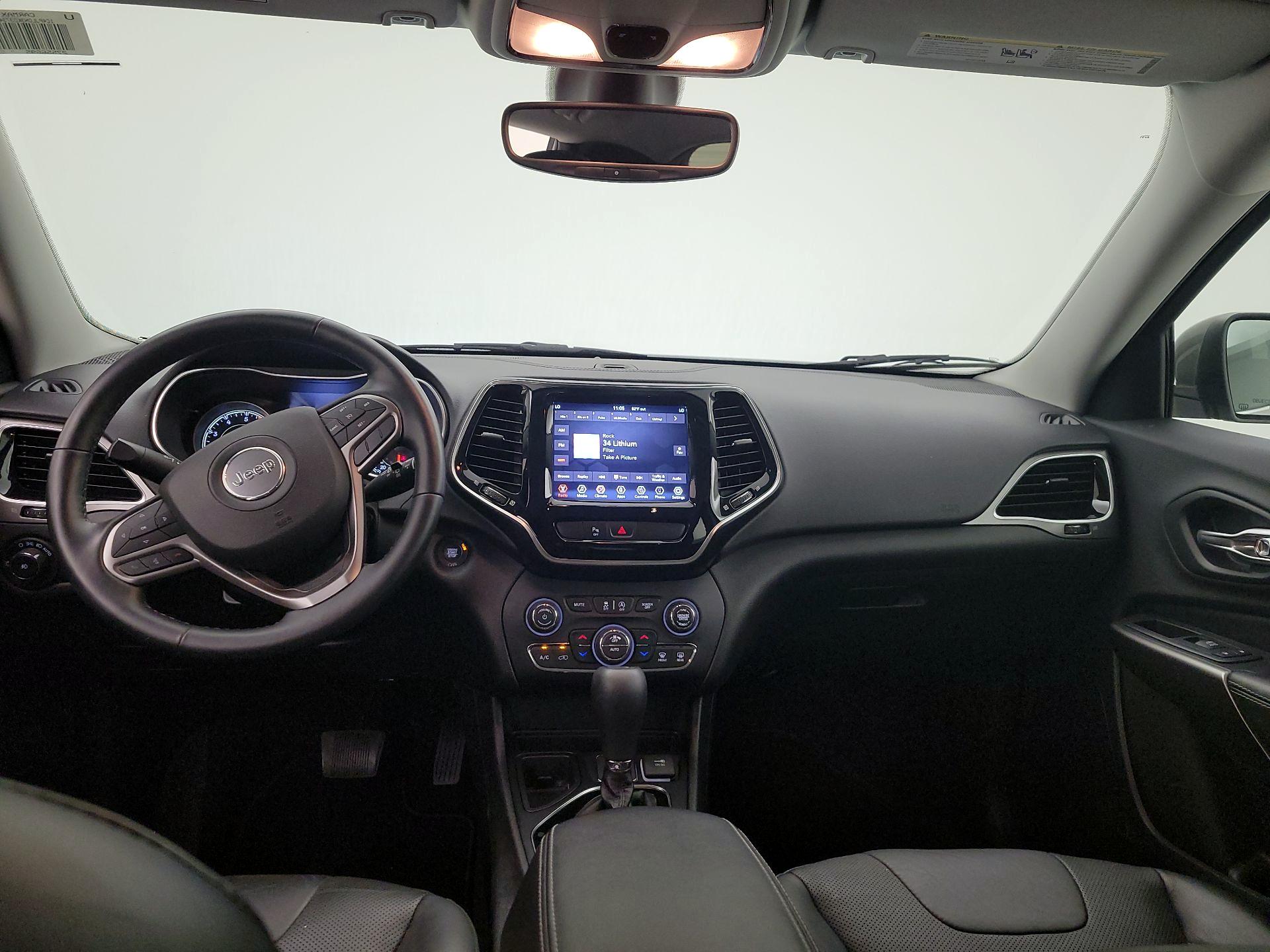 Thumbnail: 2019 Jeep Cherokee - 9