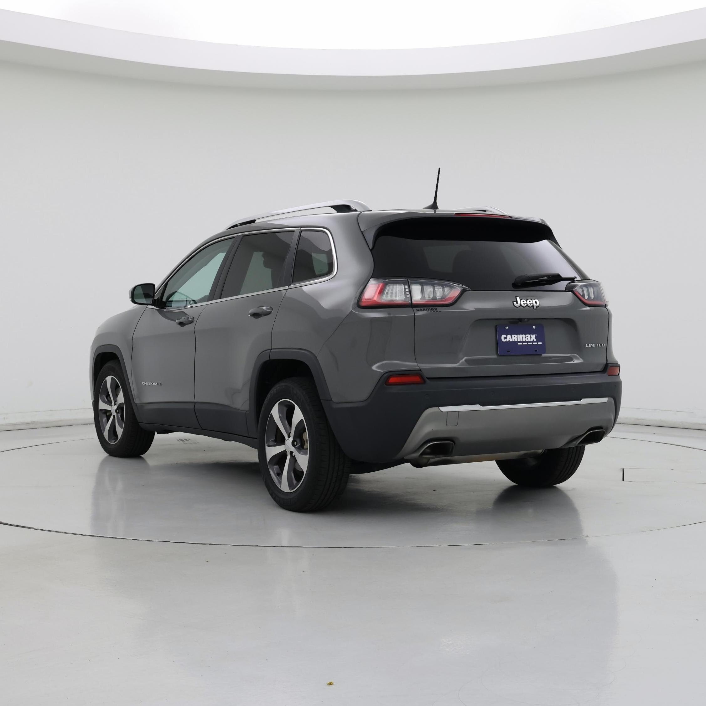 Thumbnail: 2019 Jeep Cherokee - 2