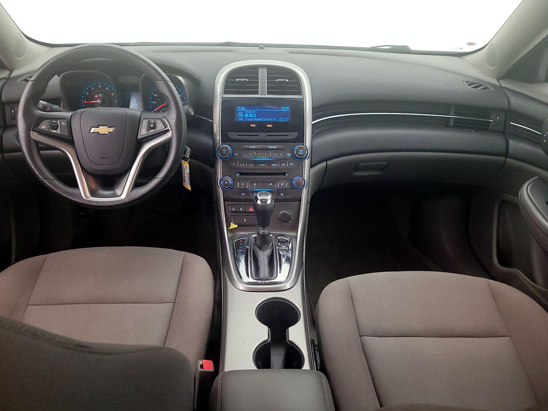 Thumbnail: 2013 Chevrolet Malibu - 9